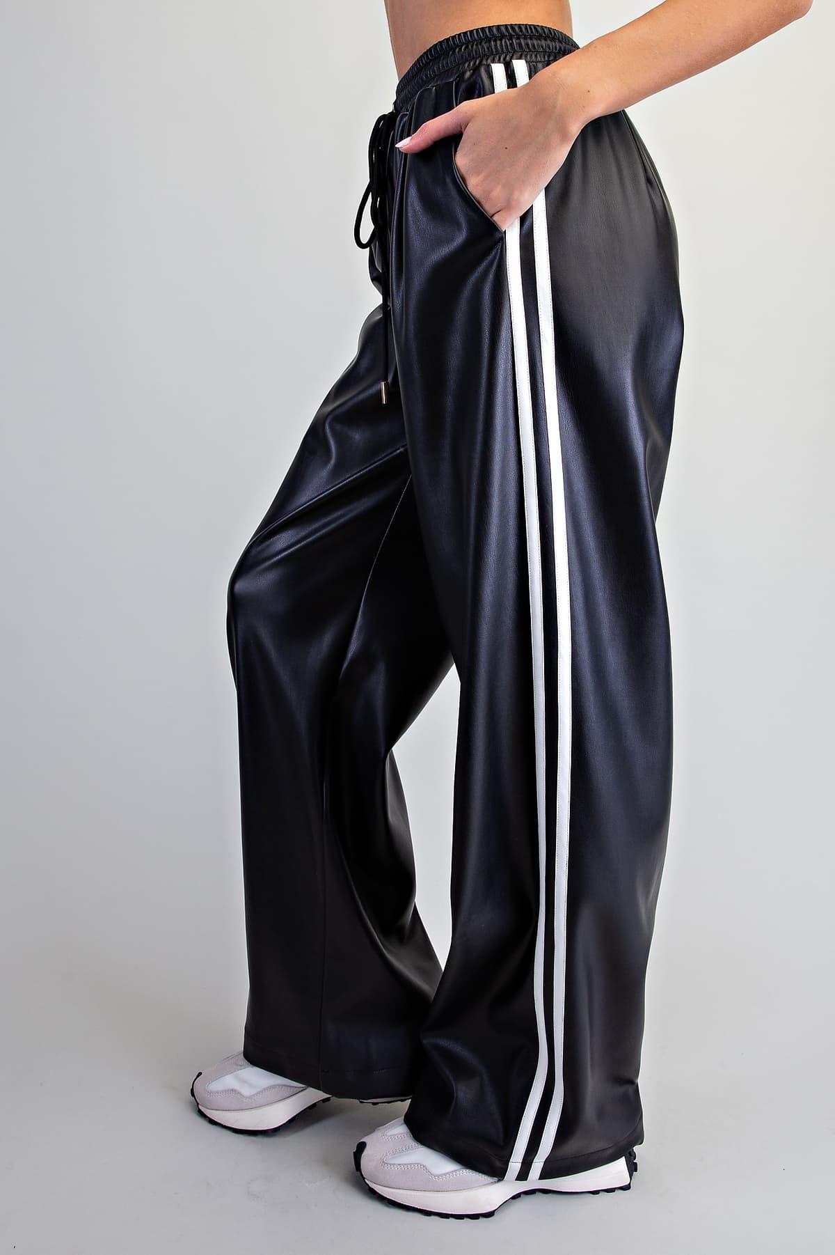 PK16504 - BLACK