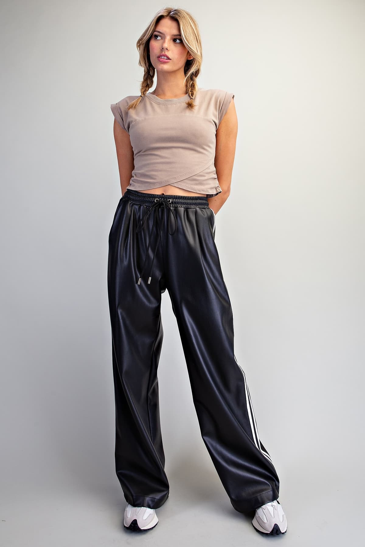 PK16504 - BLACK