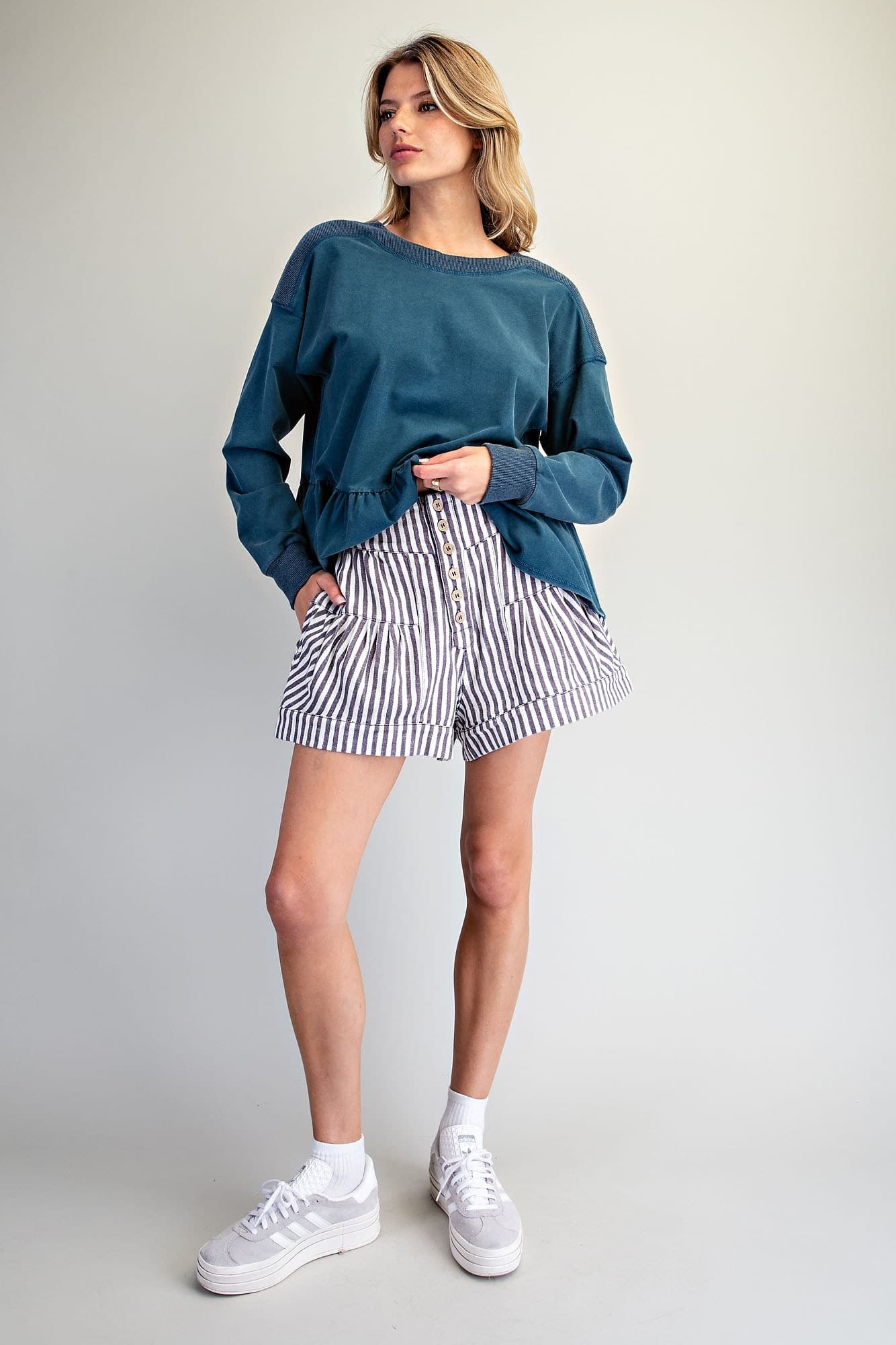 PK16776 - MIDNIGHT