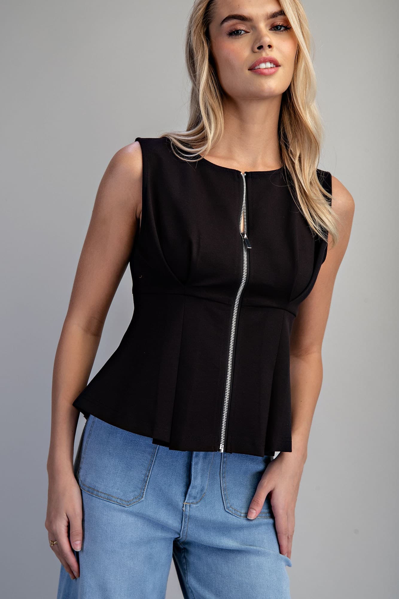 TK14936 - BLACK