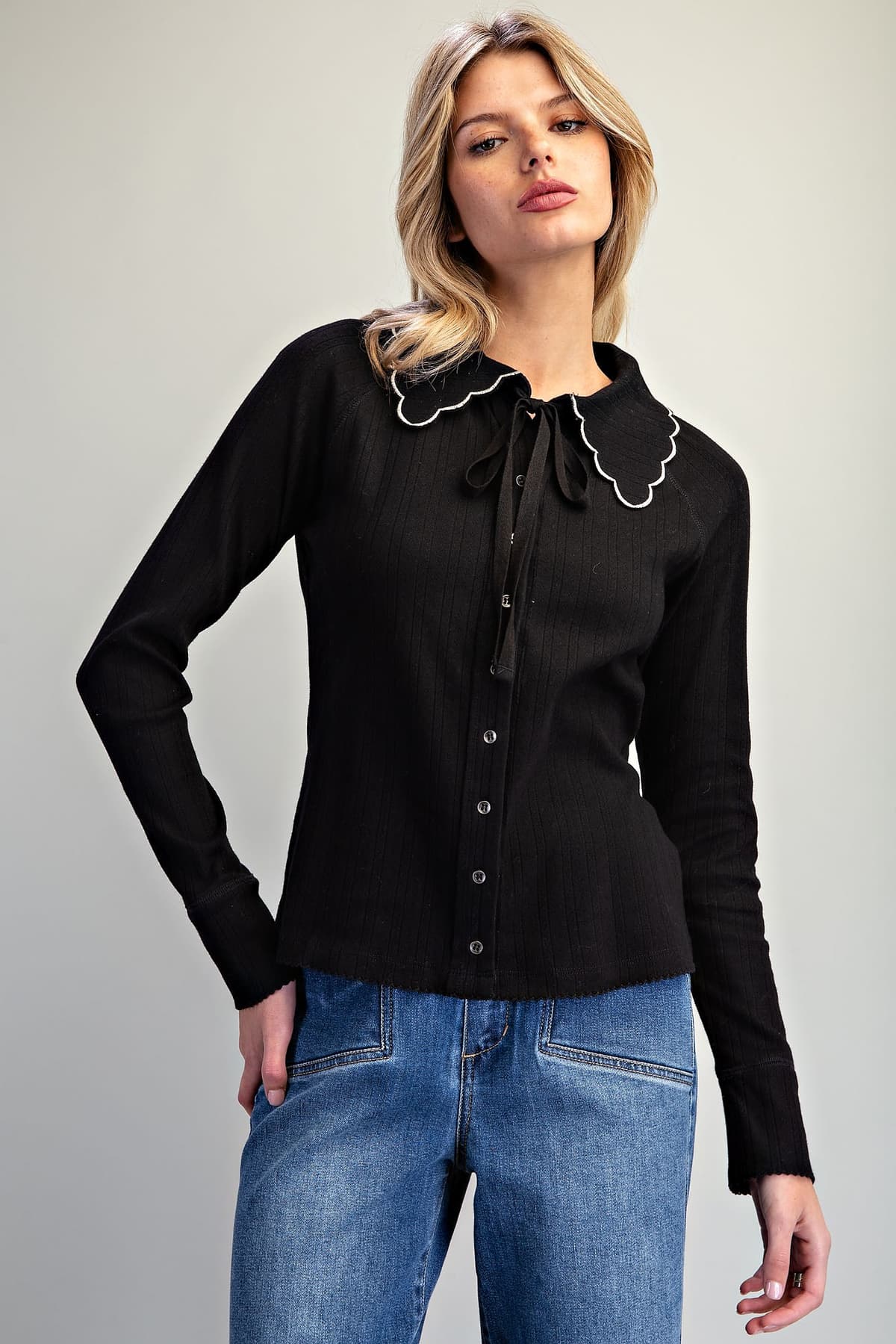 TH15857 - BLACK
