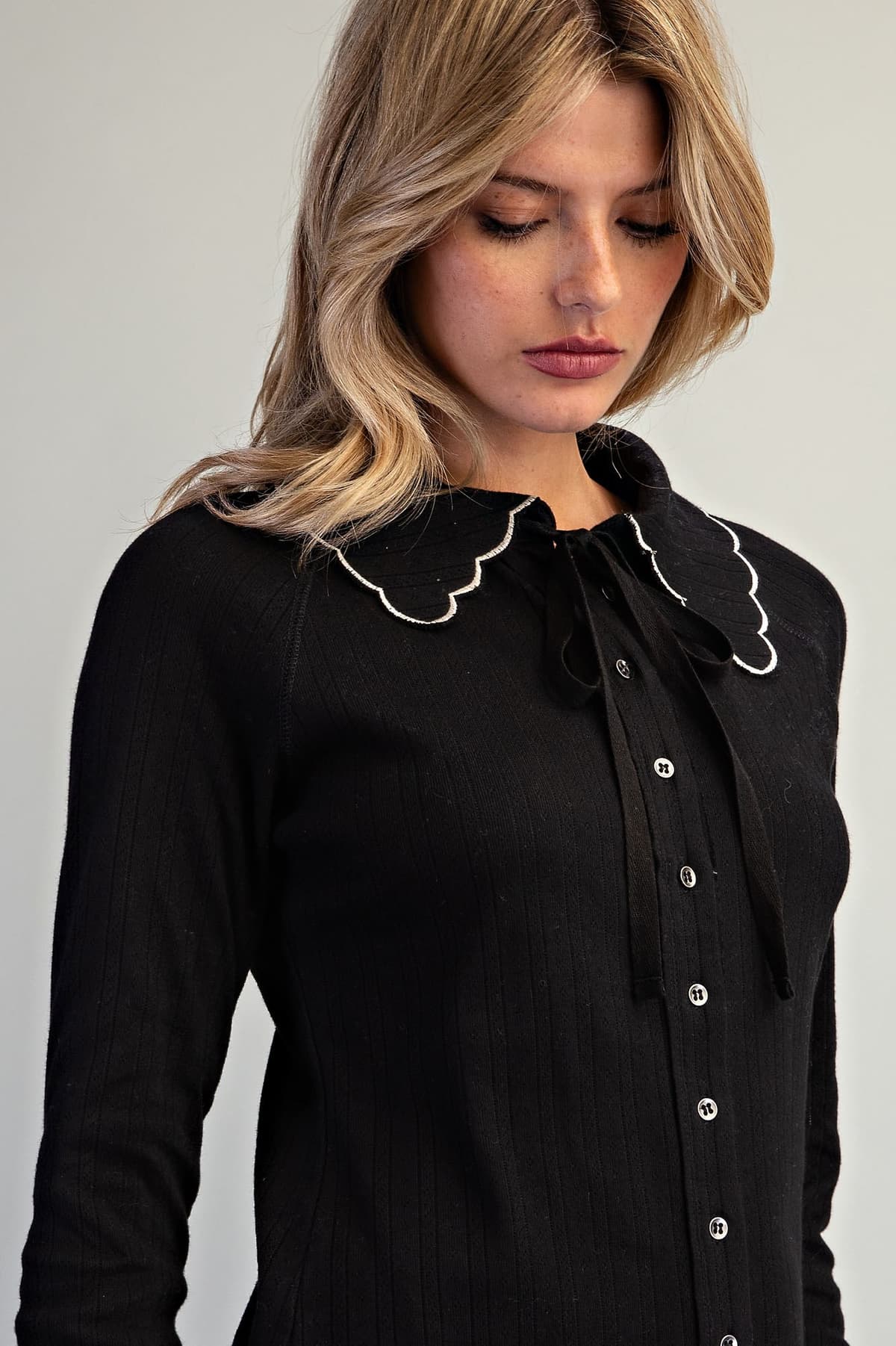 TH15857 - BLACK