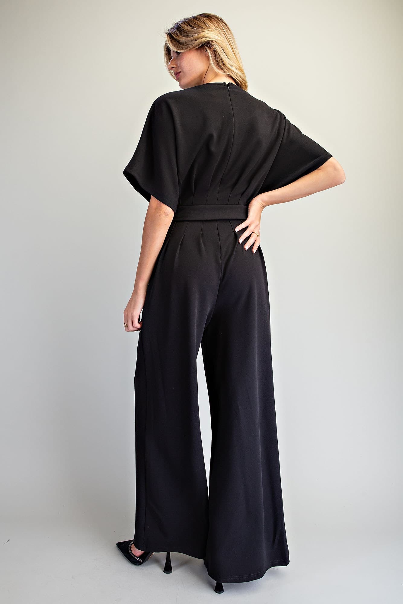 BH15975 - BLACK