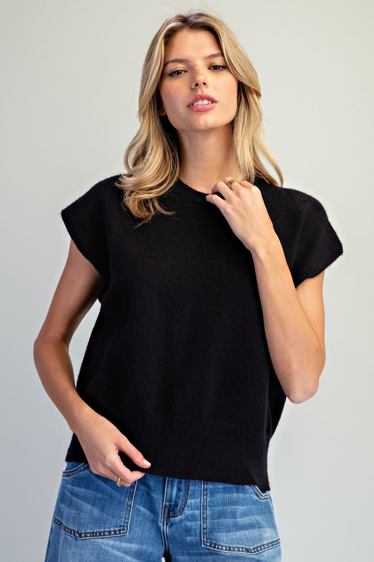 SK16329 - BLACK