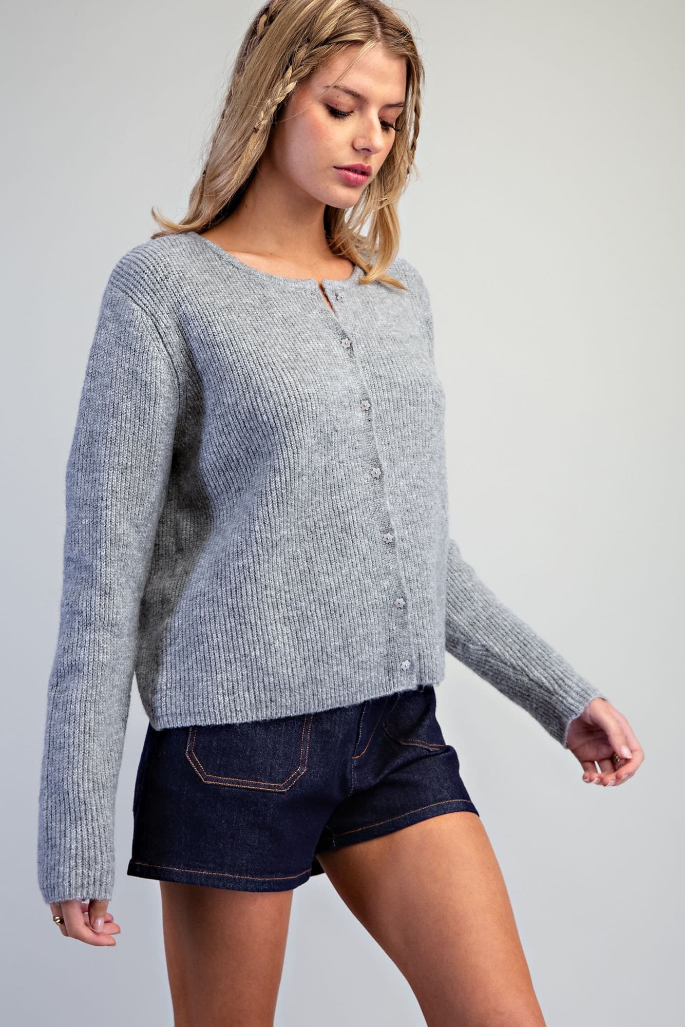 SJK16371 - H.GREY