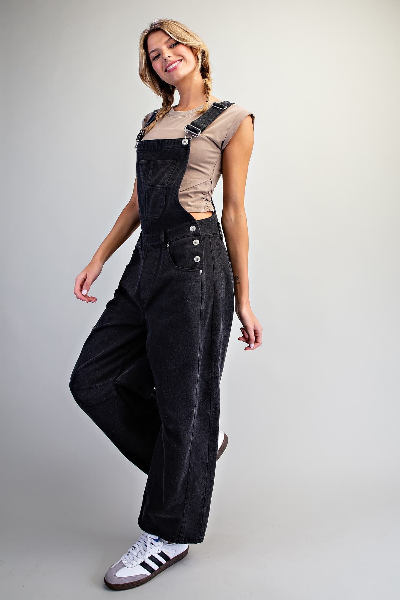BH17497 - ASH BLACK
