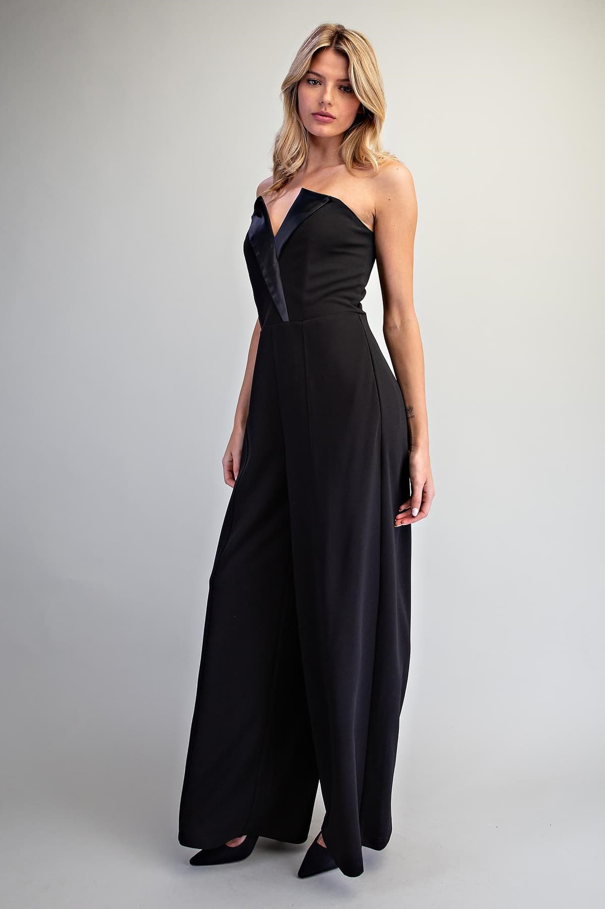 BK16488 - BLACK