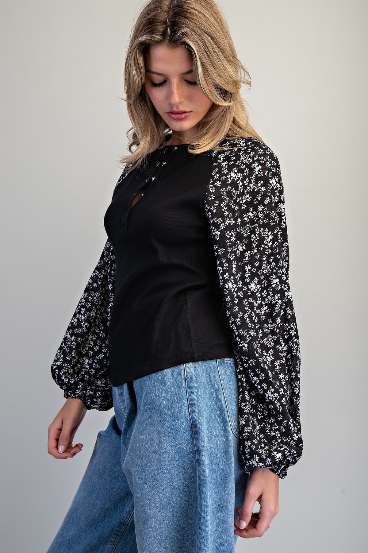 TH17100 - BLACK