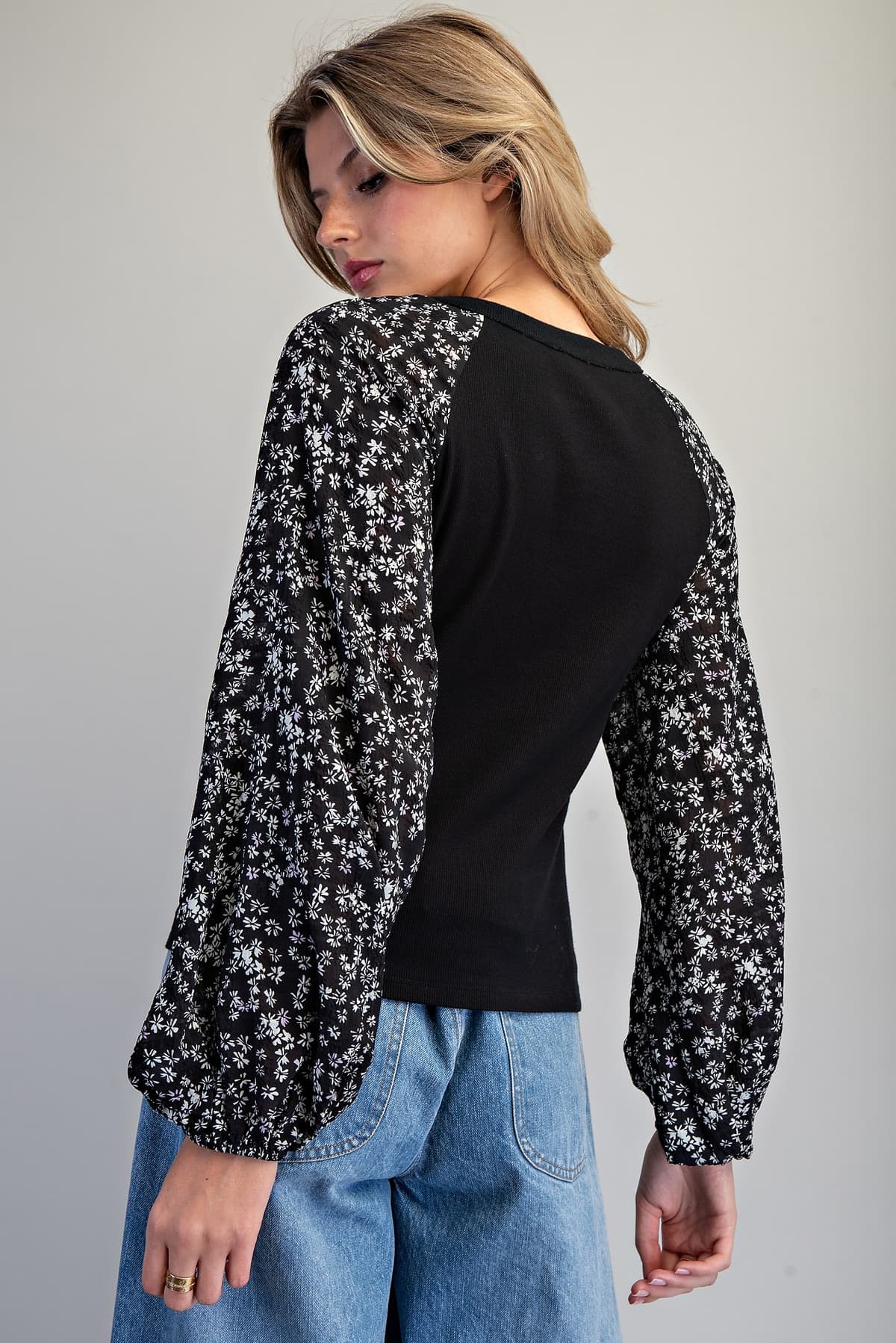 TH17100 - BLACK