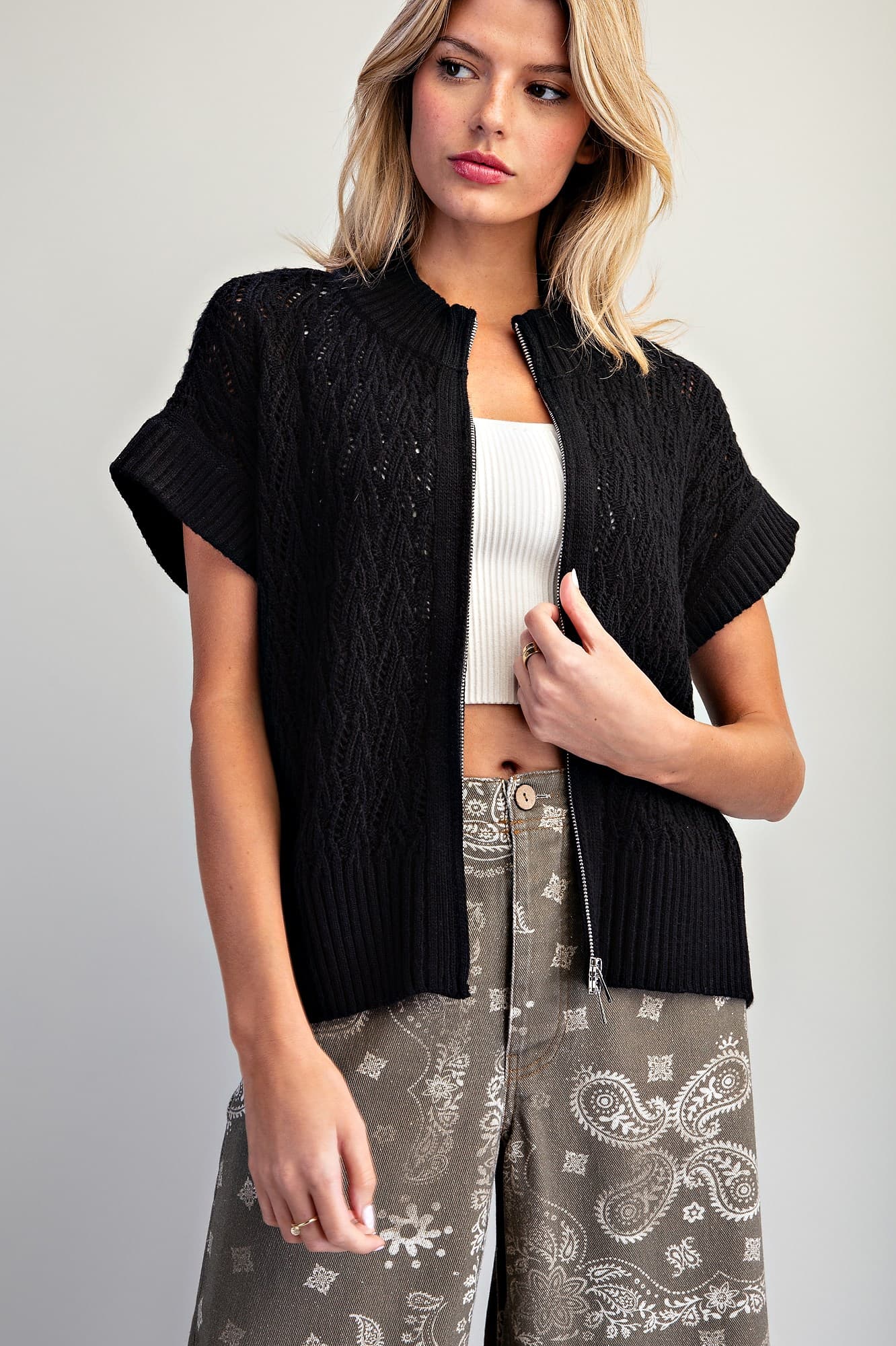 SJK16332 - BLACK