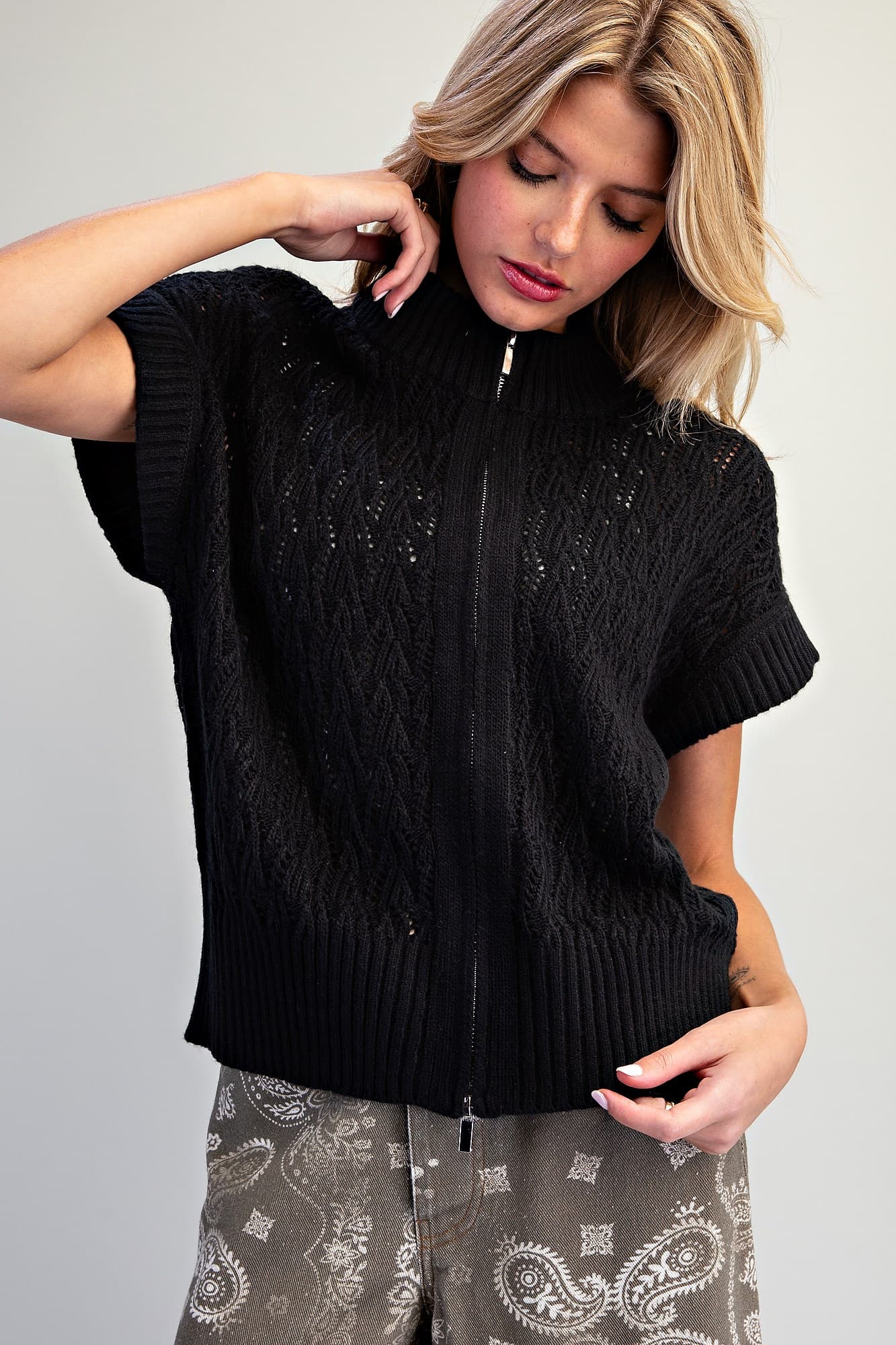 SJK16332 - BLACK
