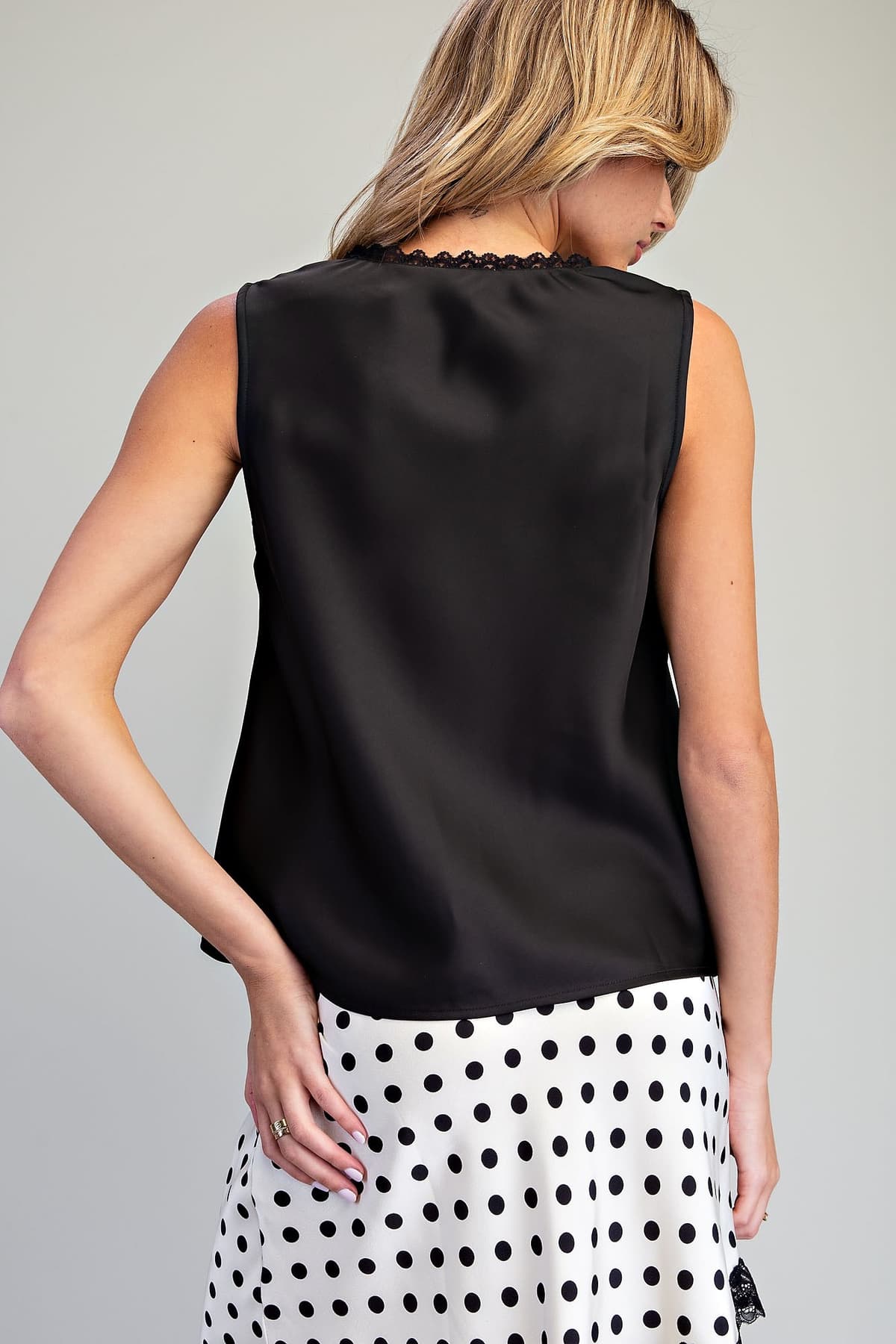 TK16263 - BLACK