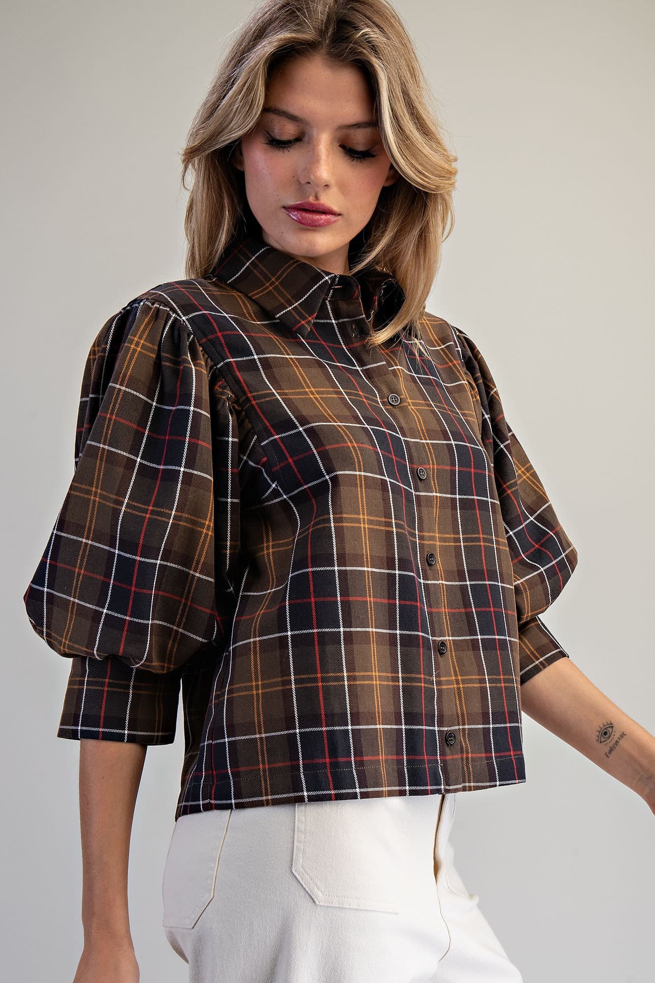 TH17380 - OCHRE OLIVE