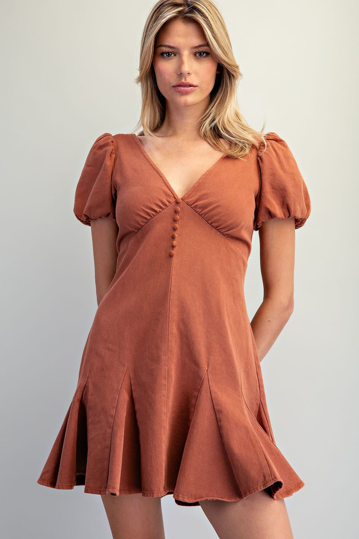 DH15624 - CINNAMON