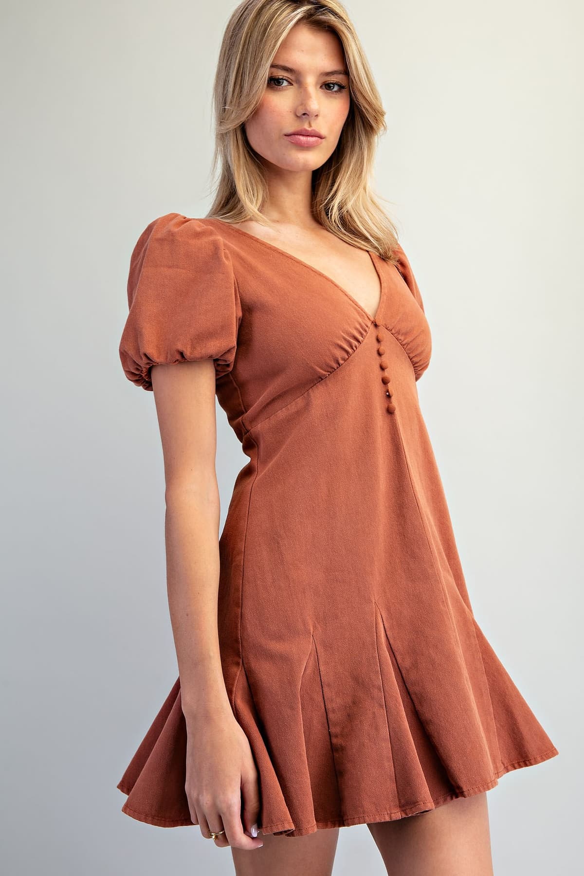 DH15624 - CINNAMON