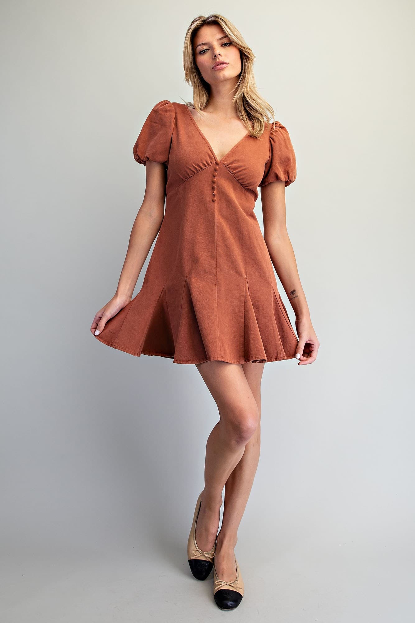 DH15624 - CINNAMON