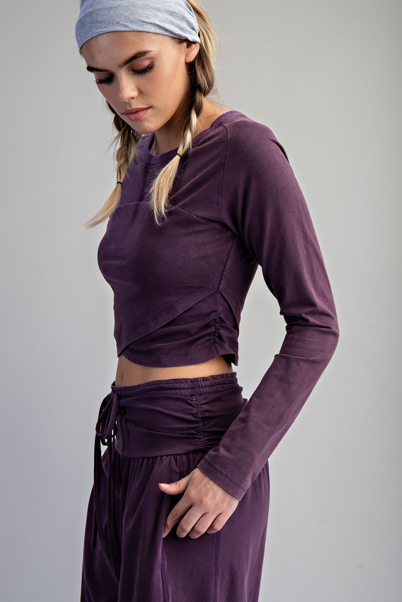 TK16177 - PLUM