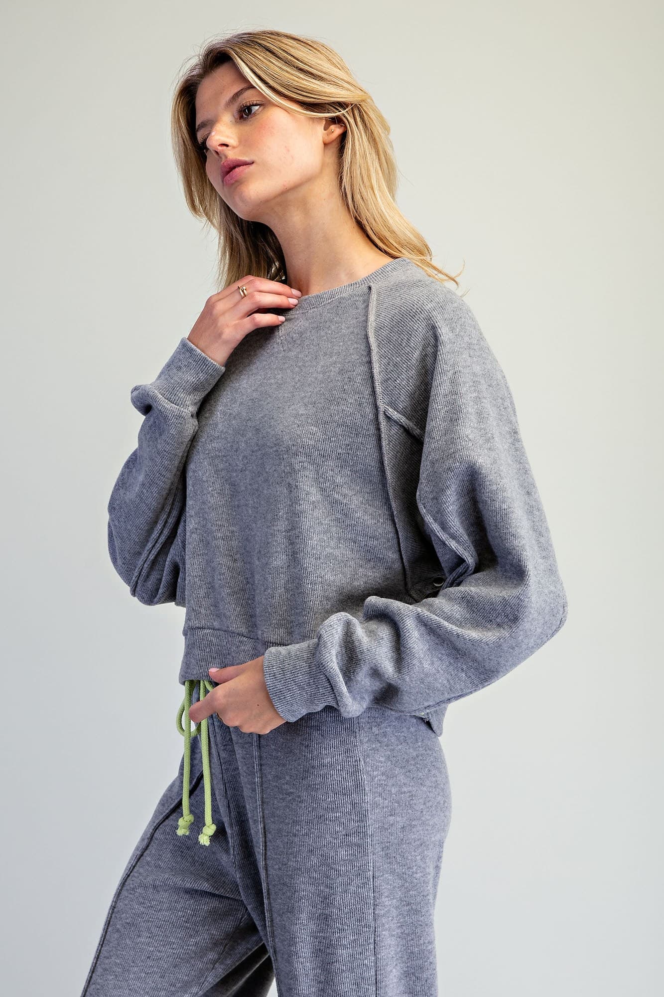TK16482 - H GREY