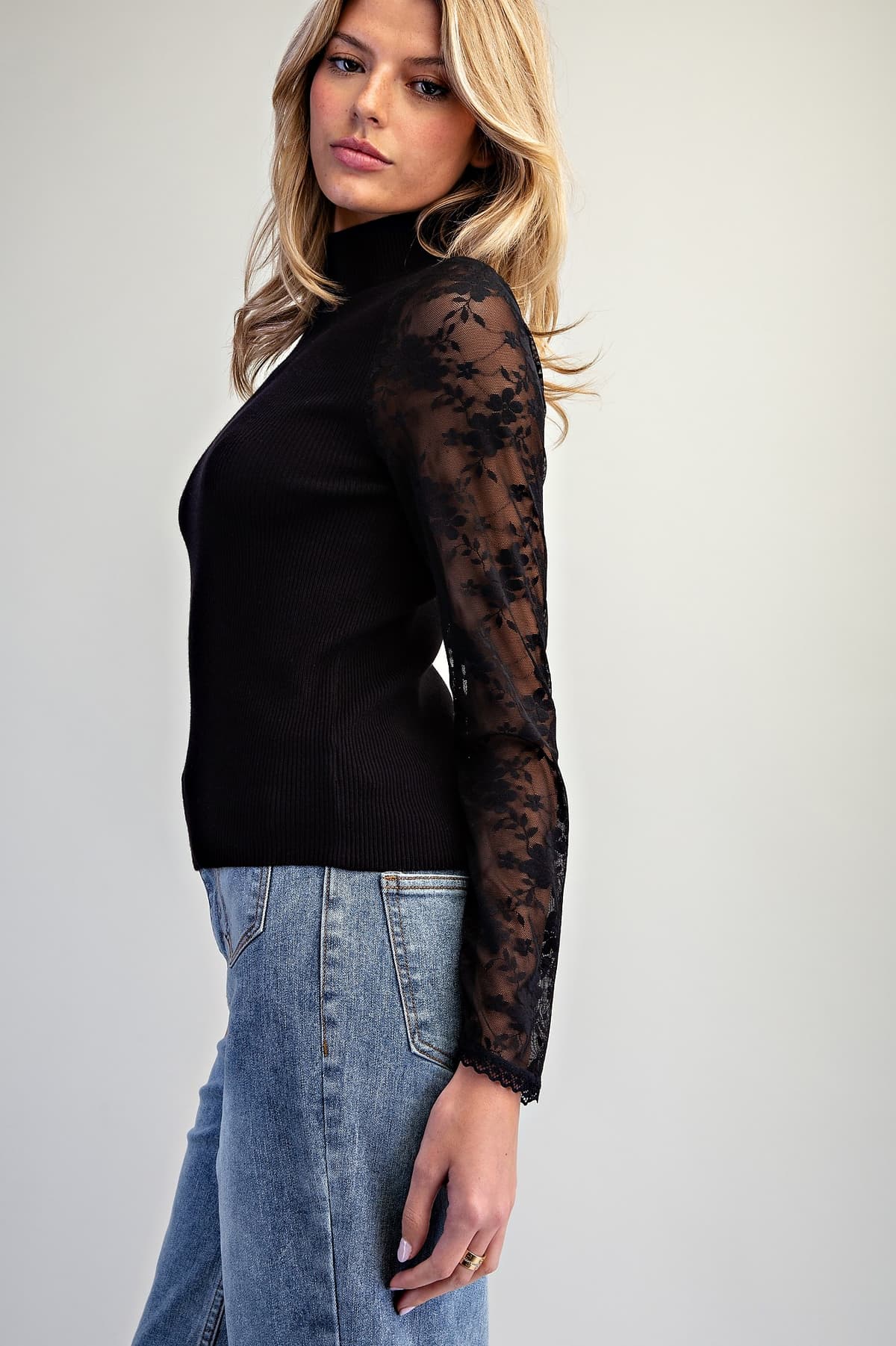 TK16540 - BLACK