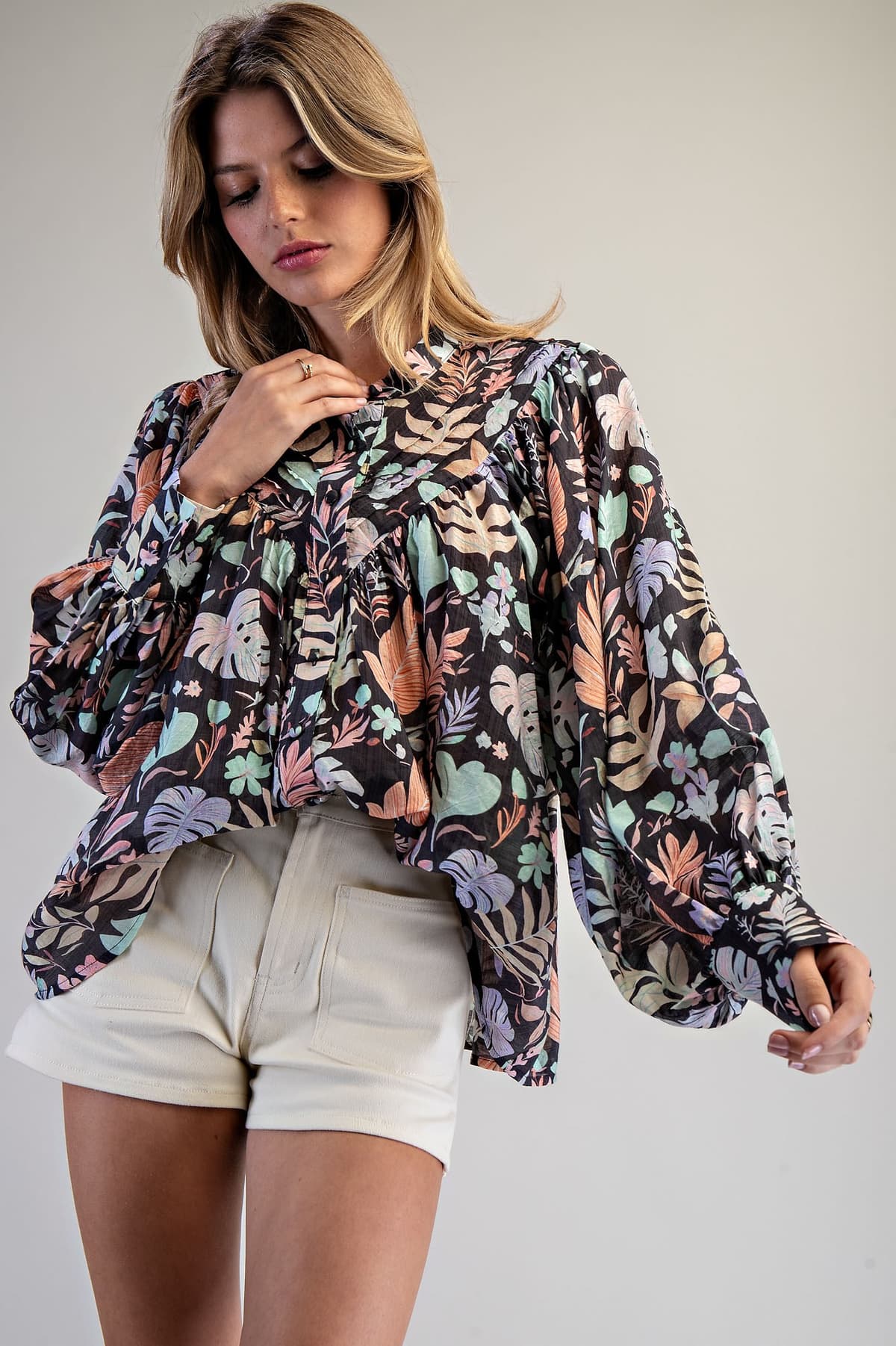 TK16881 - BLACK TROPICAL
