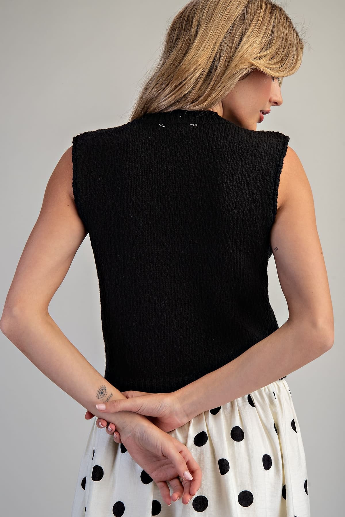 SJK16699 - BLACK