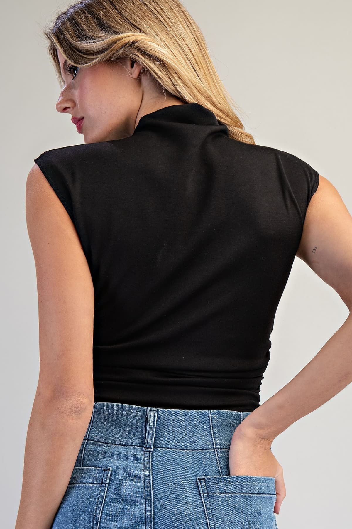 TK16629 - BLACK