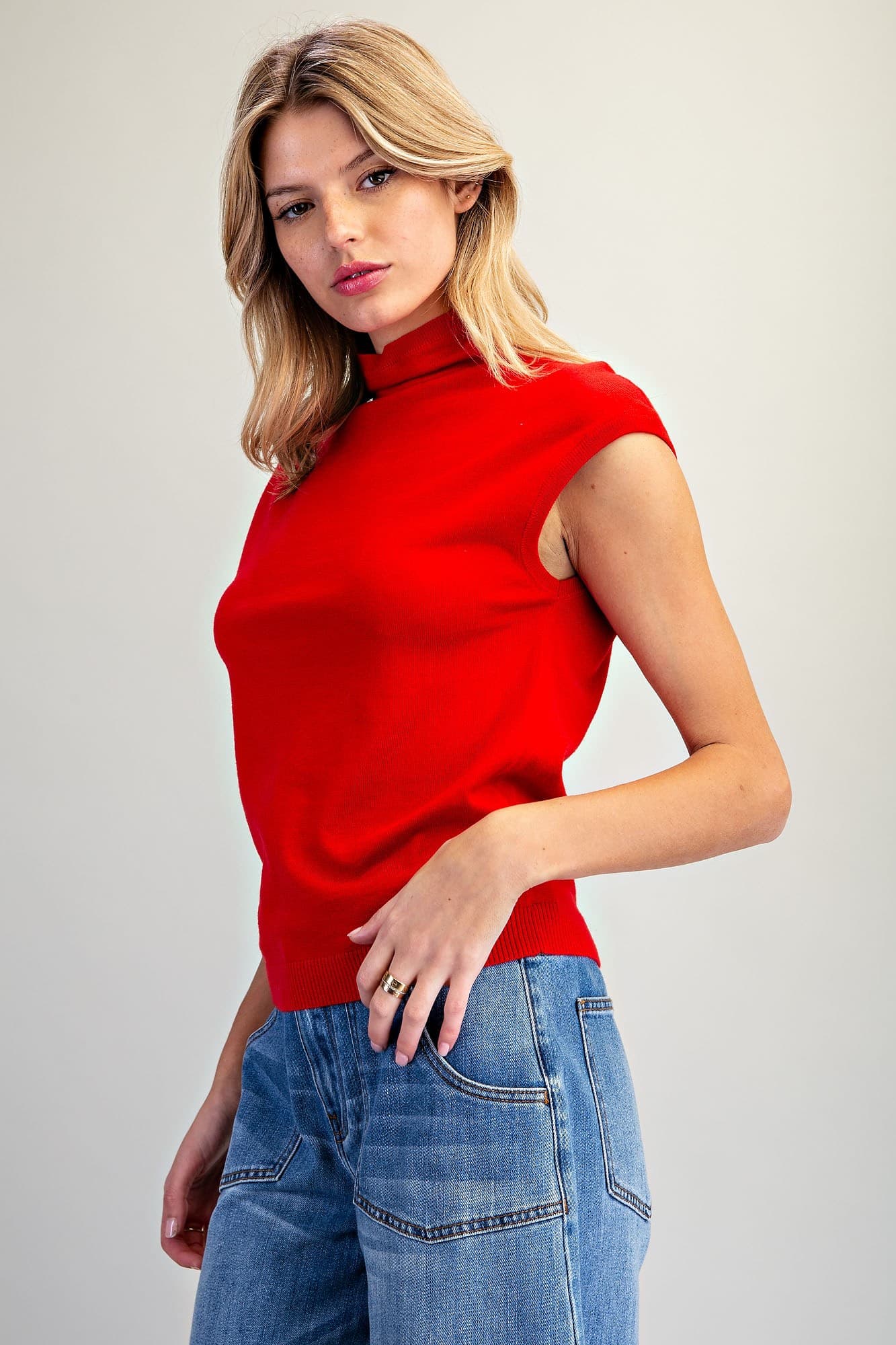SK16266 - CHERRY RED