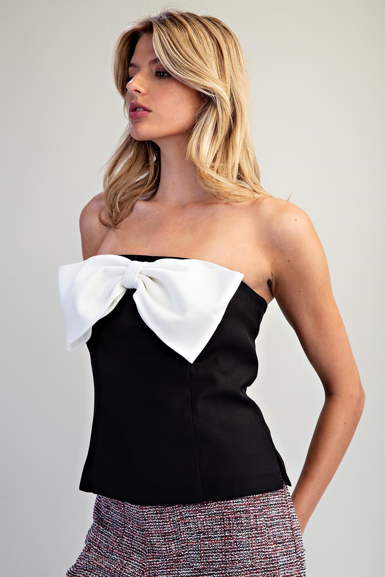 TK16511 - BLACK