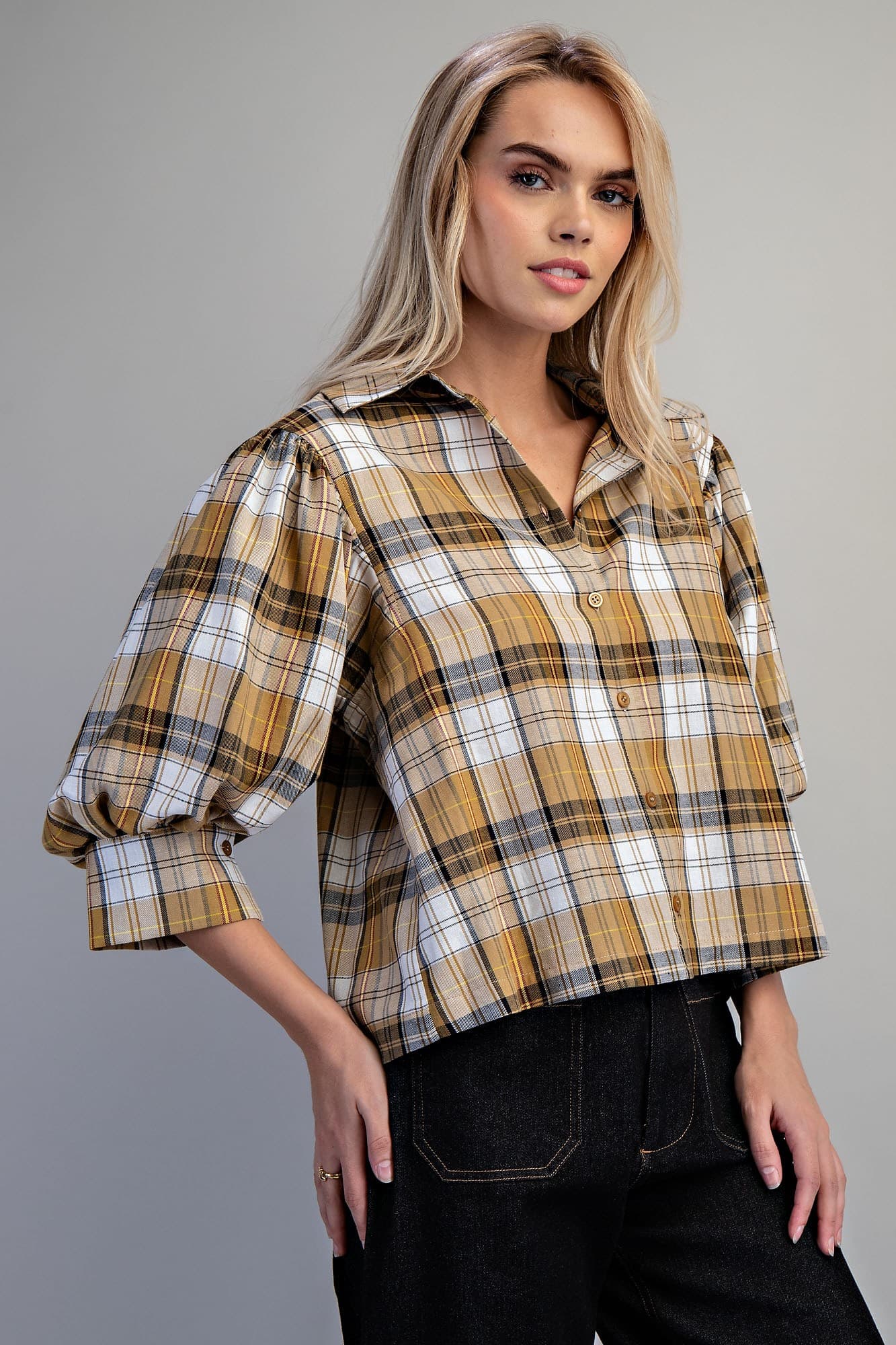 TK16877 - HONEY AMBER