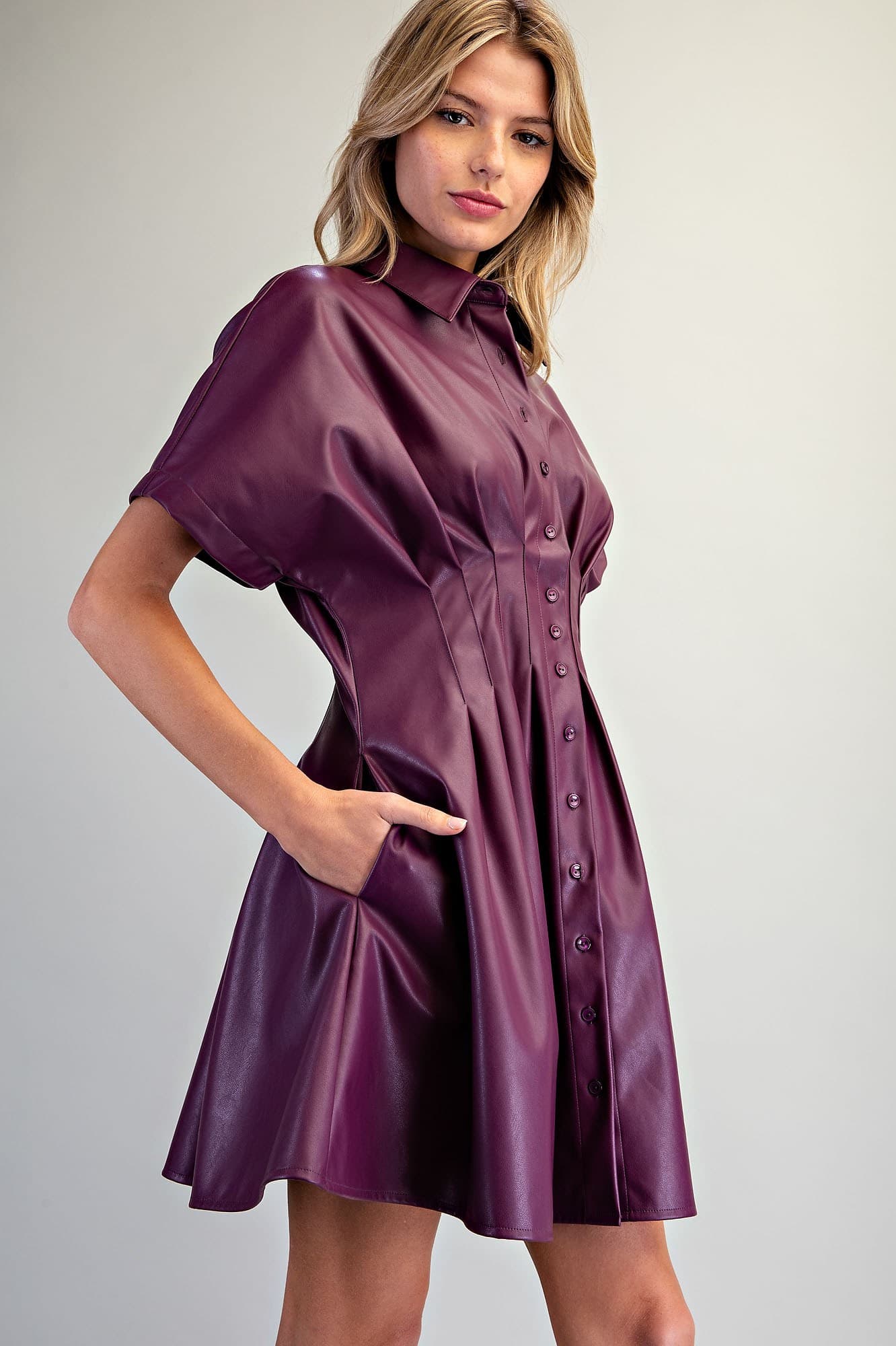 DK16186 - PLUM