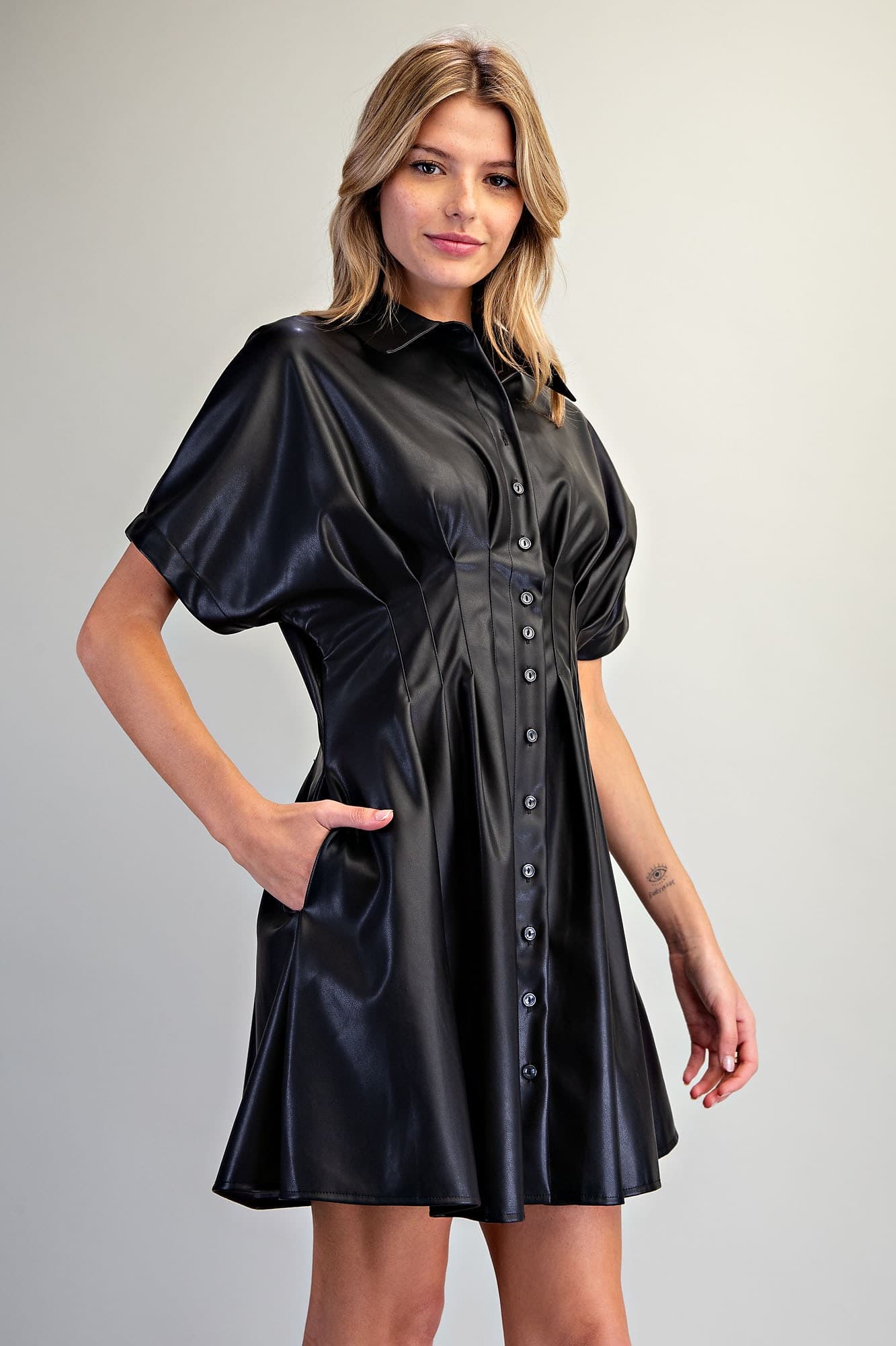 DK16186 - BLACK