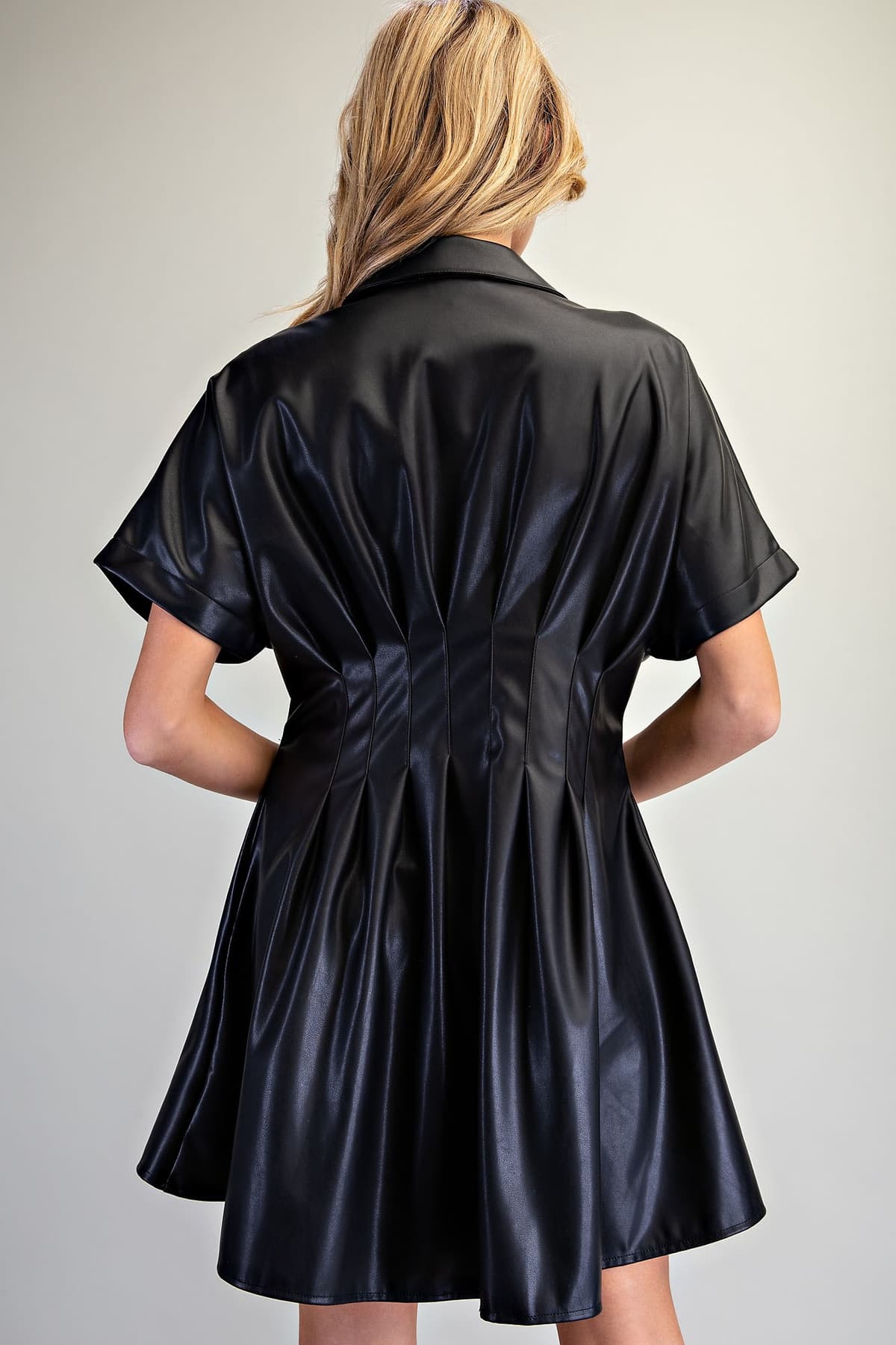 DK16186 - BLACK