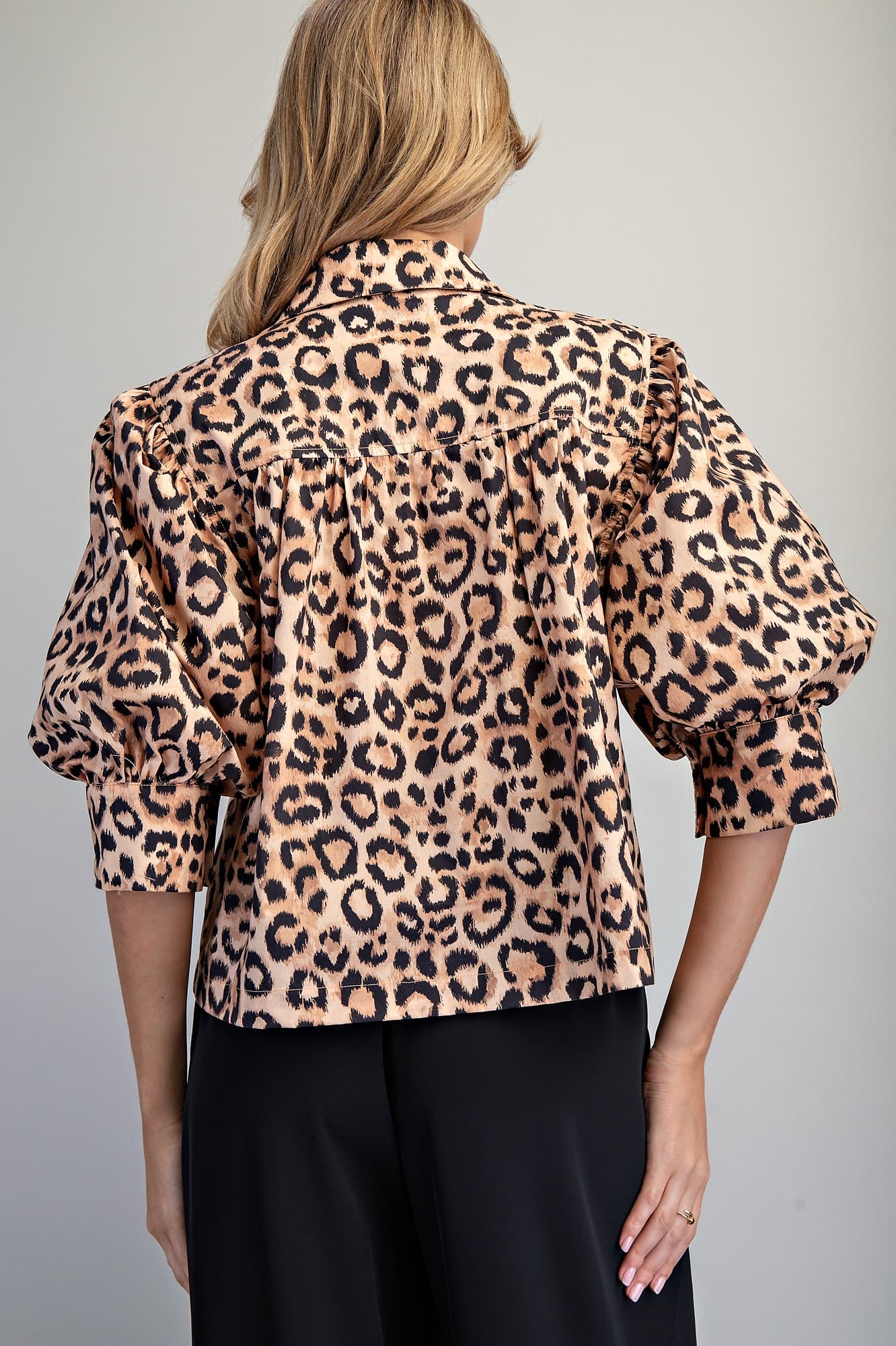 TH17309 - LEOPARD