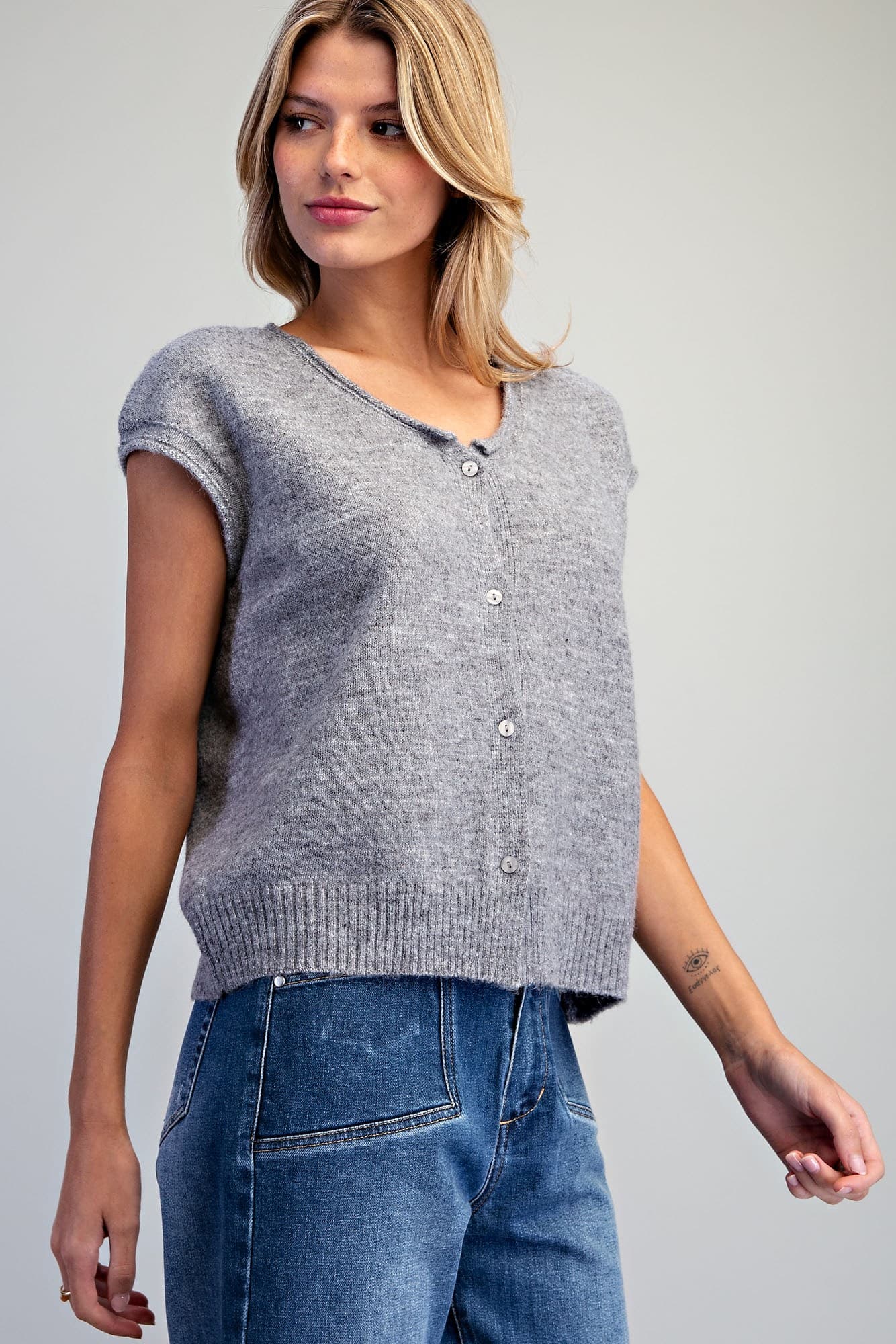 SJK16611 - H.GREY