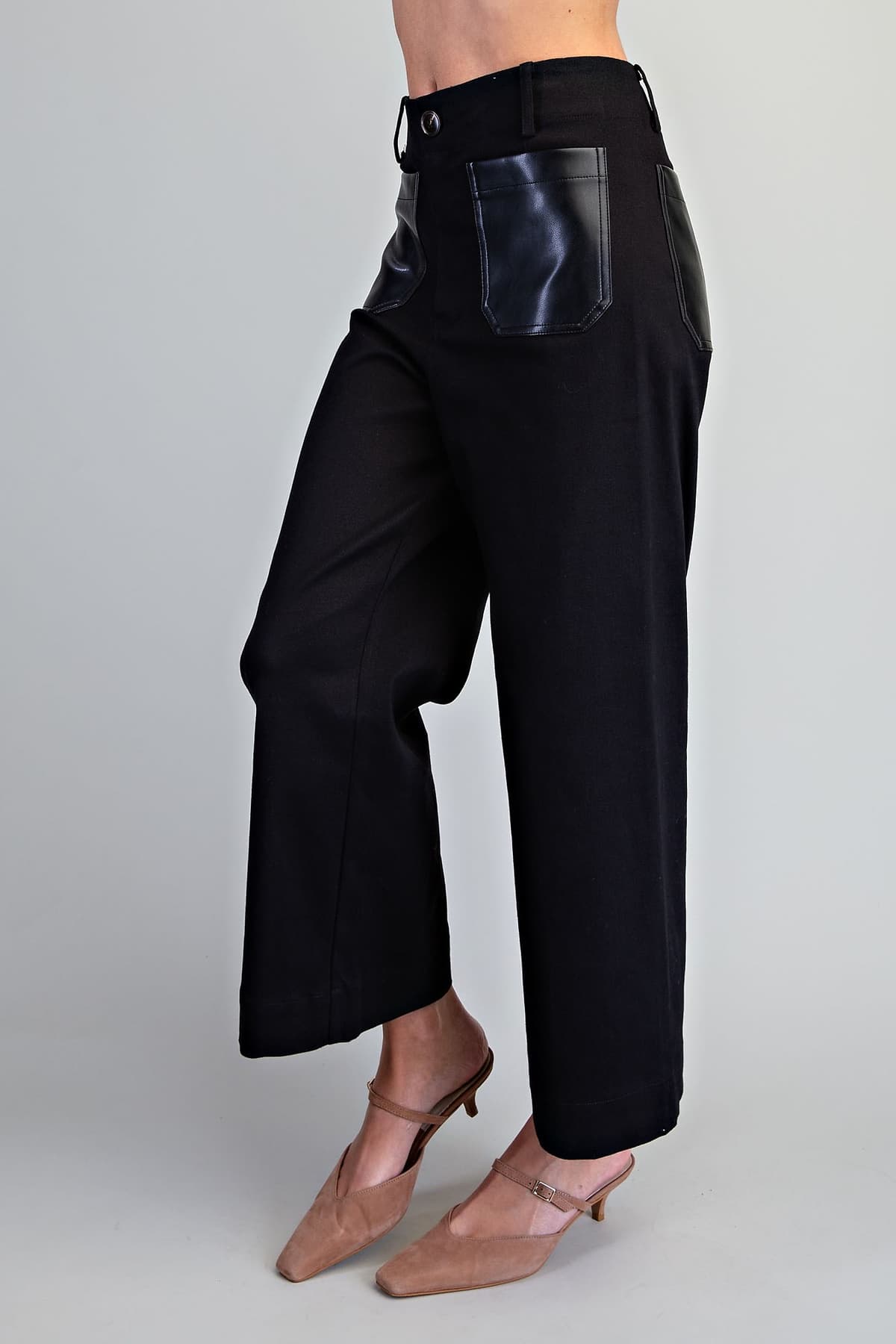 PK16892 - BLACK