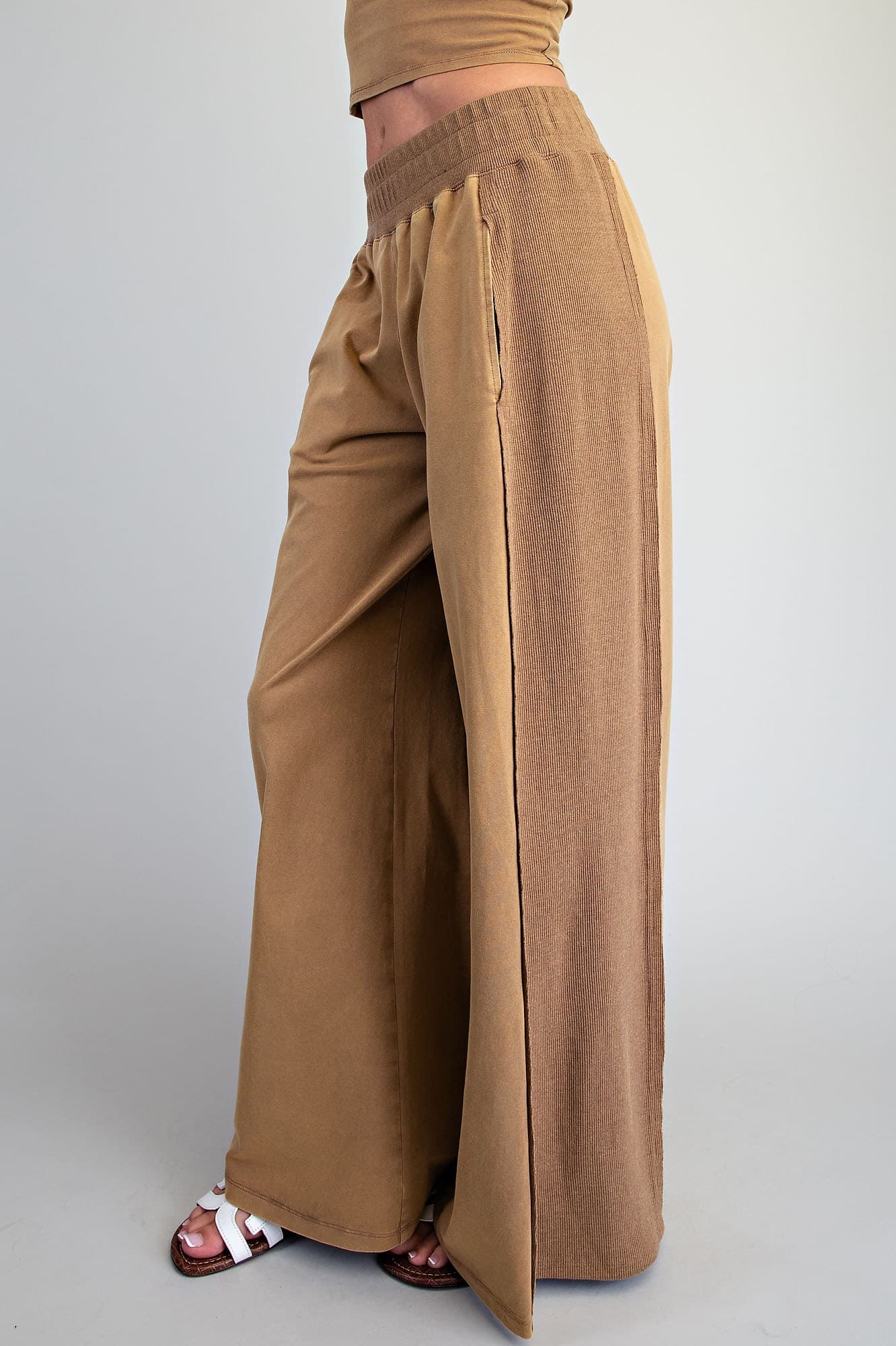 PK16568 - WALNUT