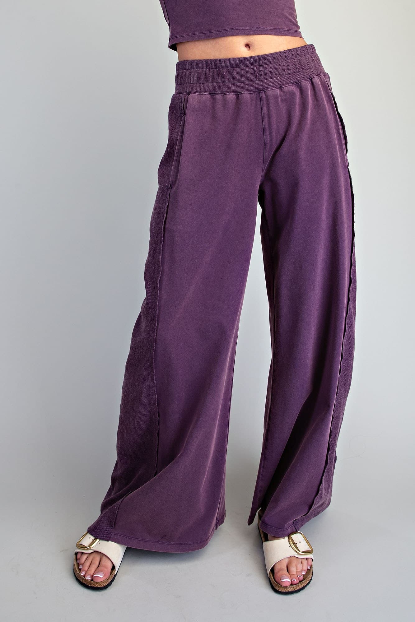 PK16568 - PLUM