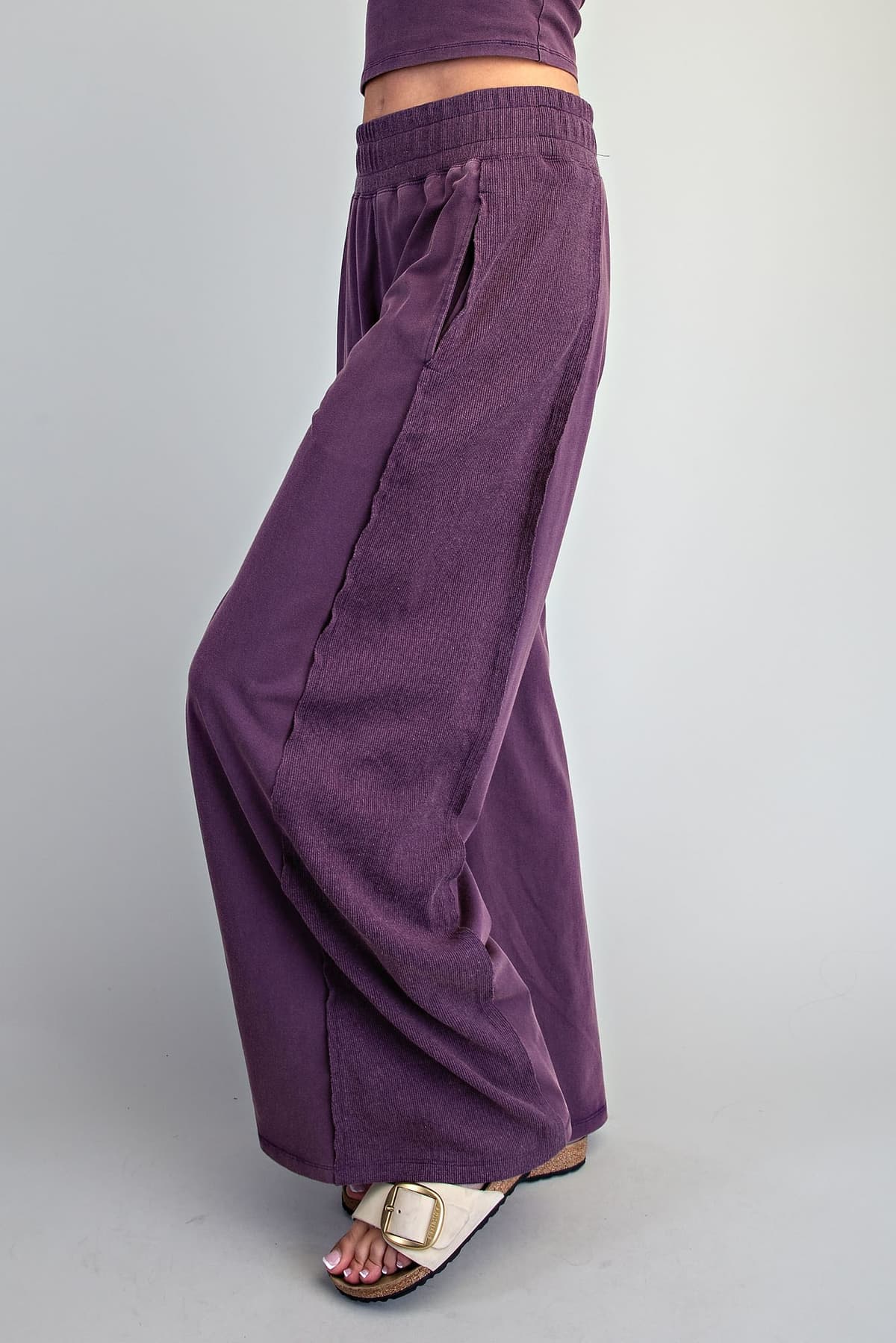 PK16568 - PLUM