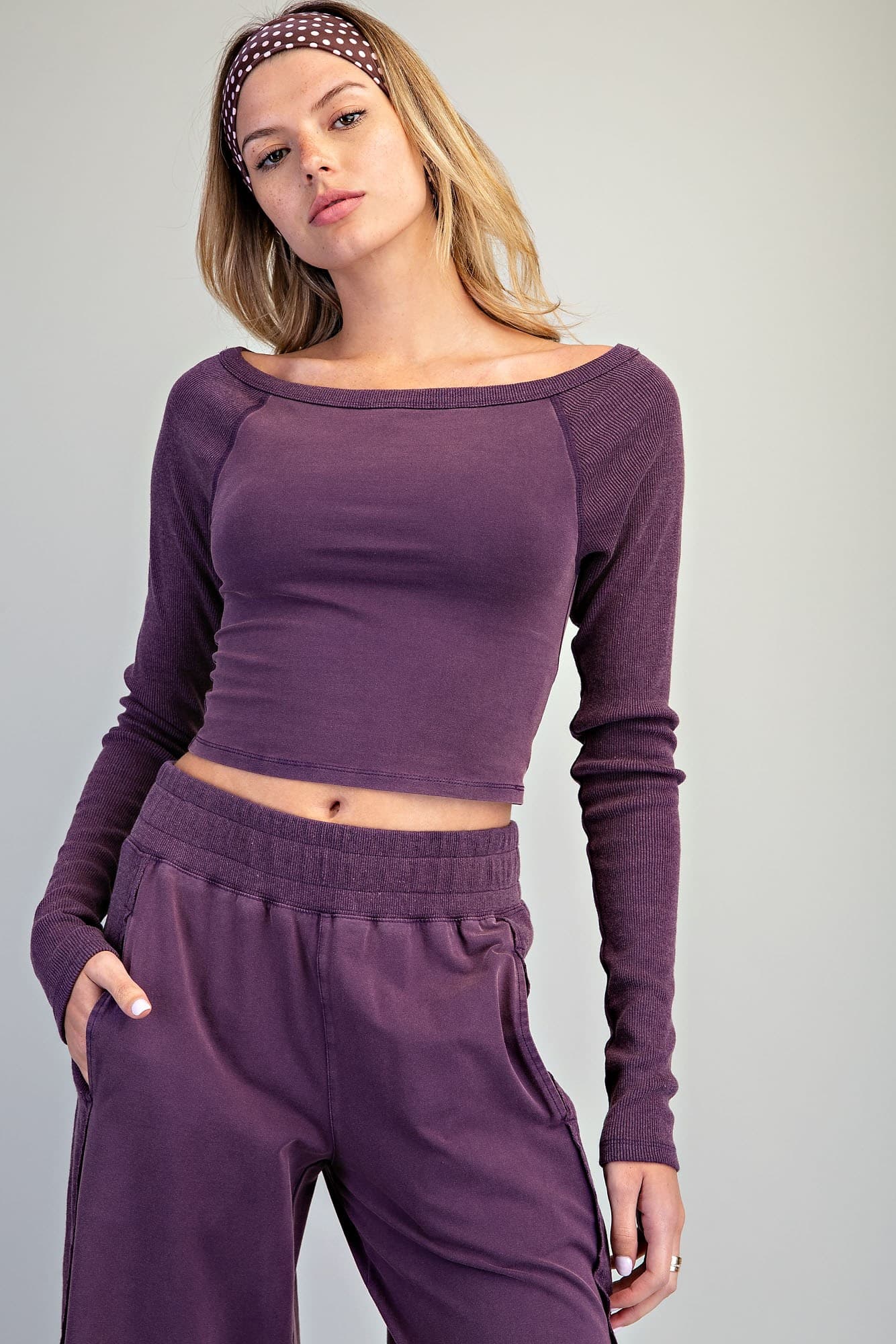 TK16569 - PLUM