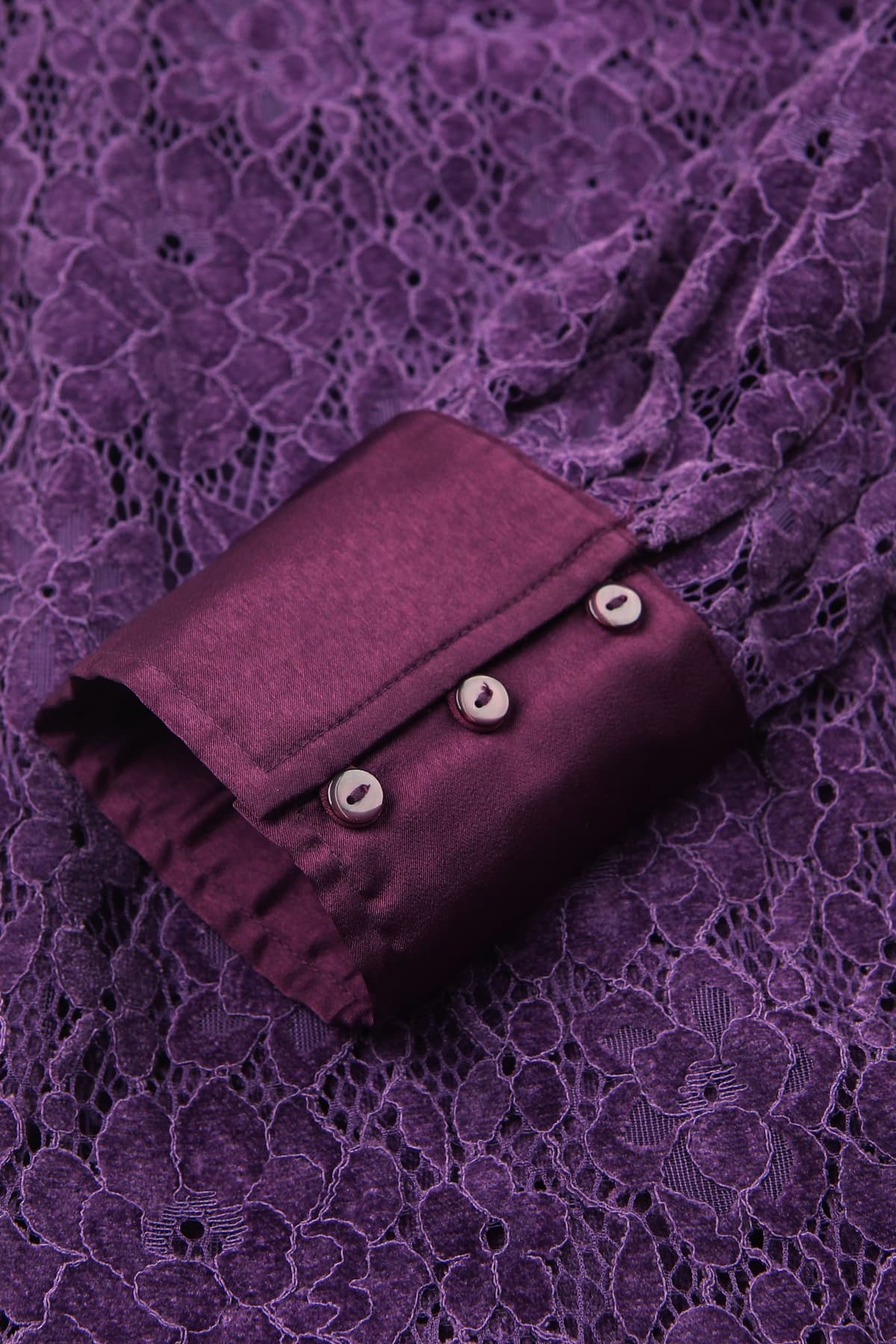 TK16481 - PLUM