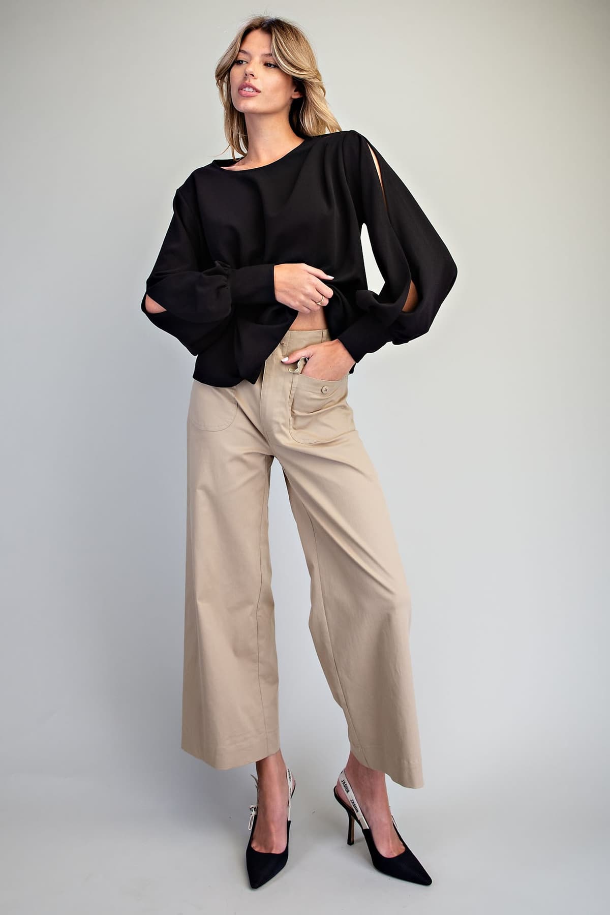 PK16587 - TAUPE