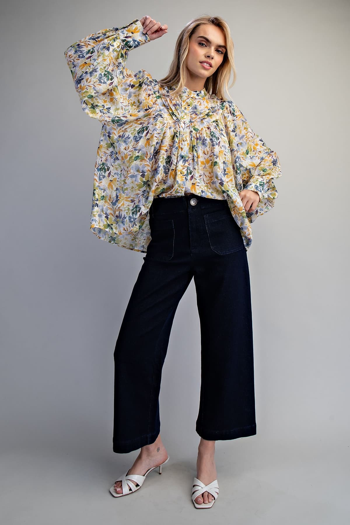 TK16952 - GOLDEN MEADOW