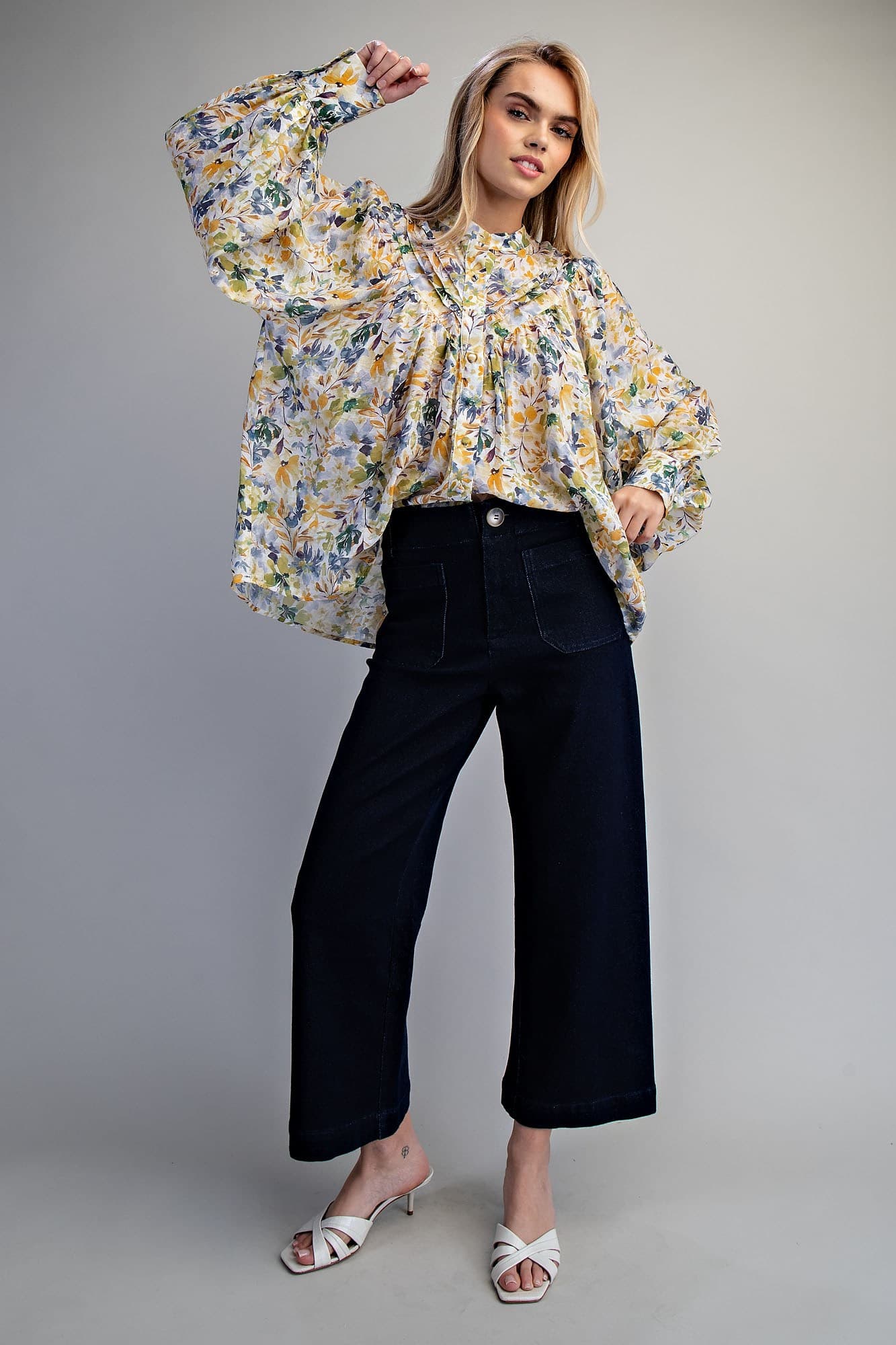 TK16952 - GOLDEN MEADOW