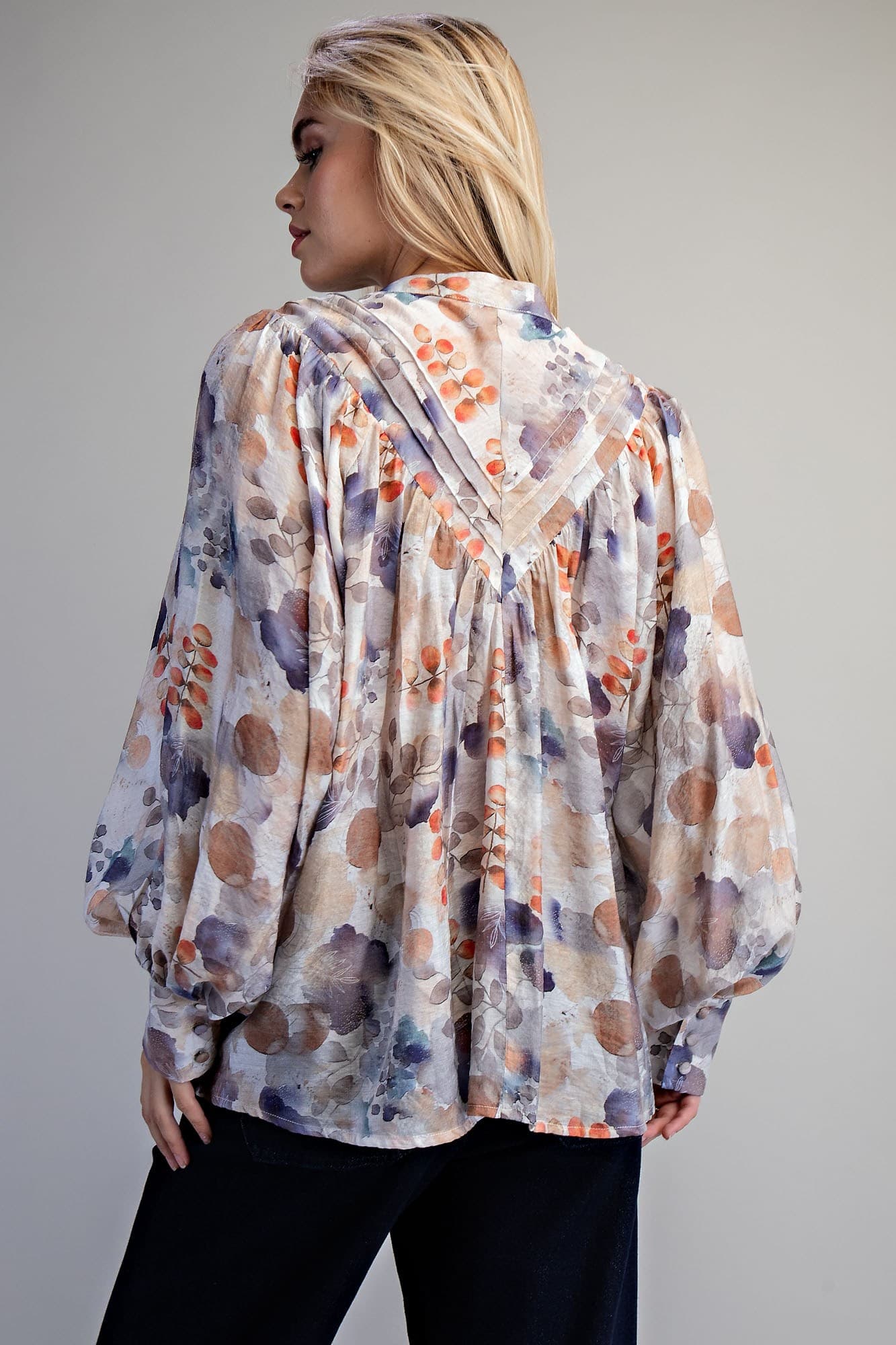 TK16953 - DUSTY BLUE BOTANICAL