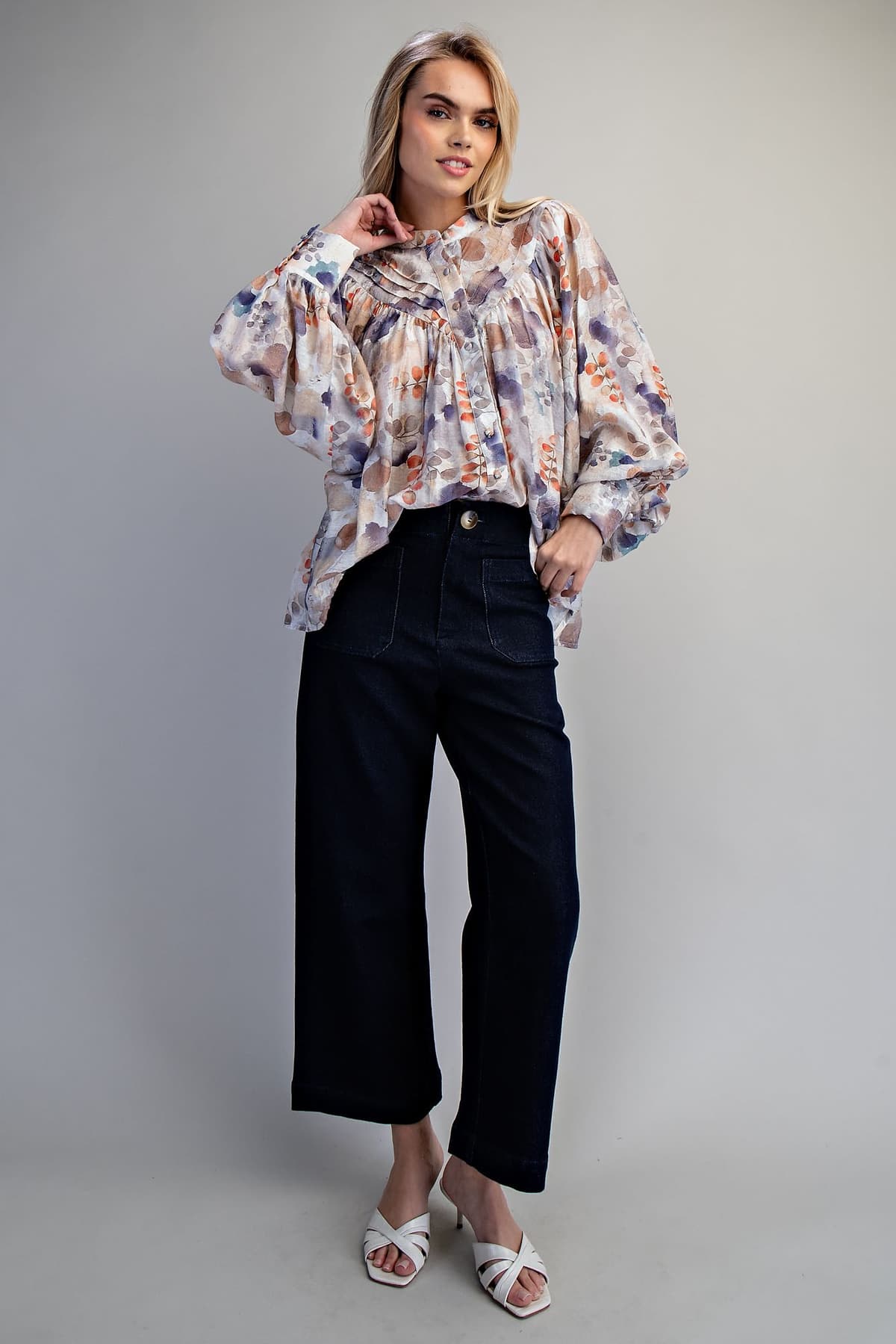 TK16953 - DUSTY BLUE BOTANICAL