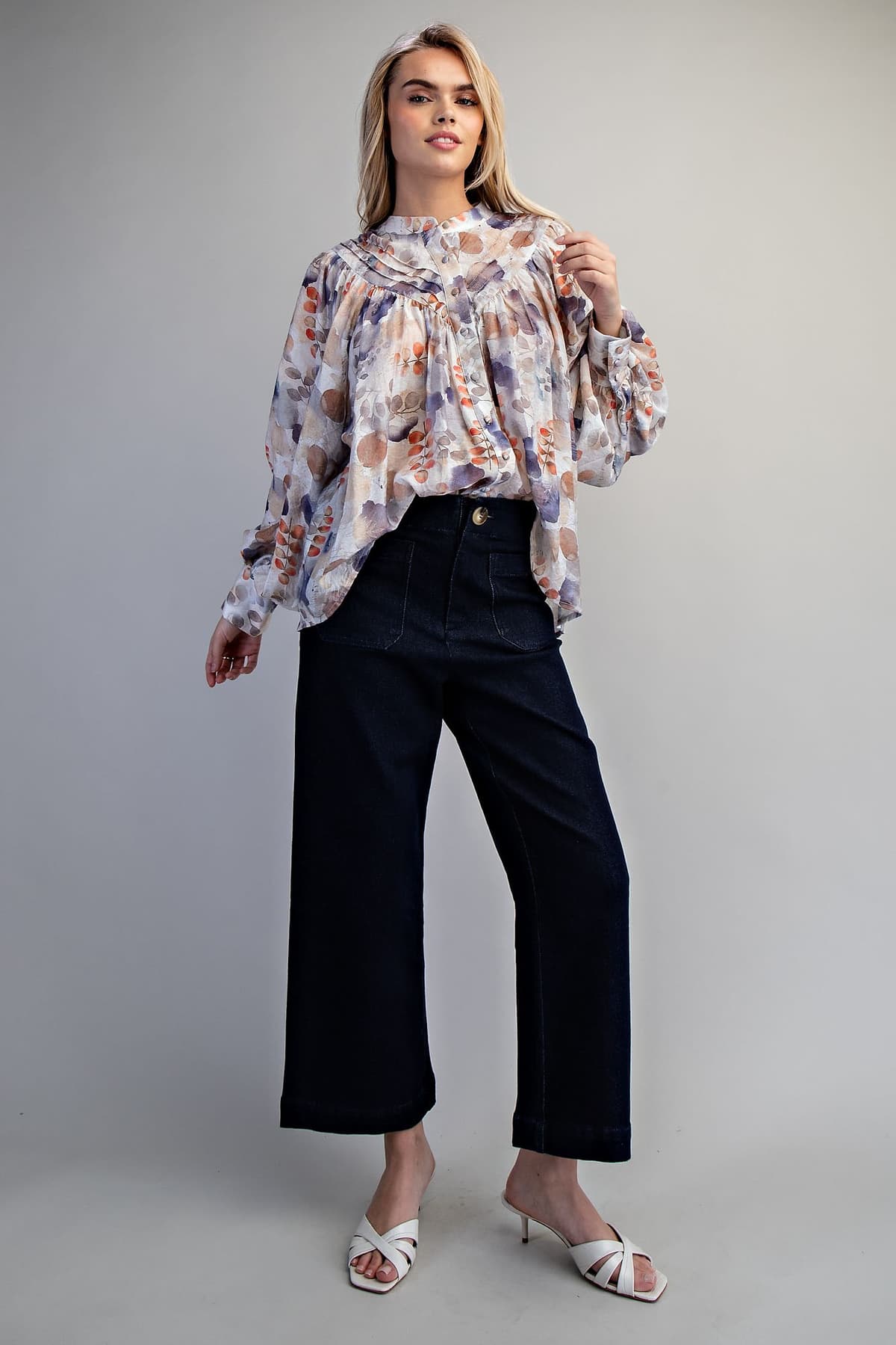 TK16953 - DUSTY BLUE BOTANICAL
