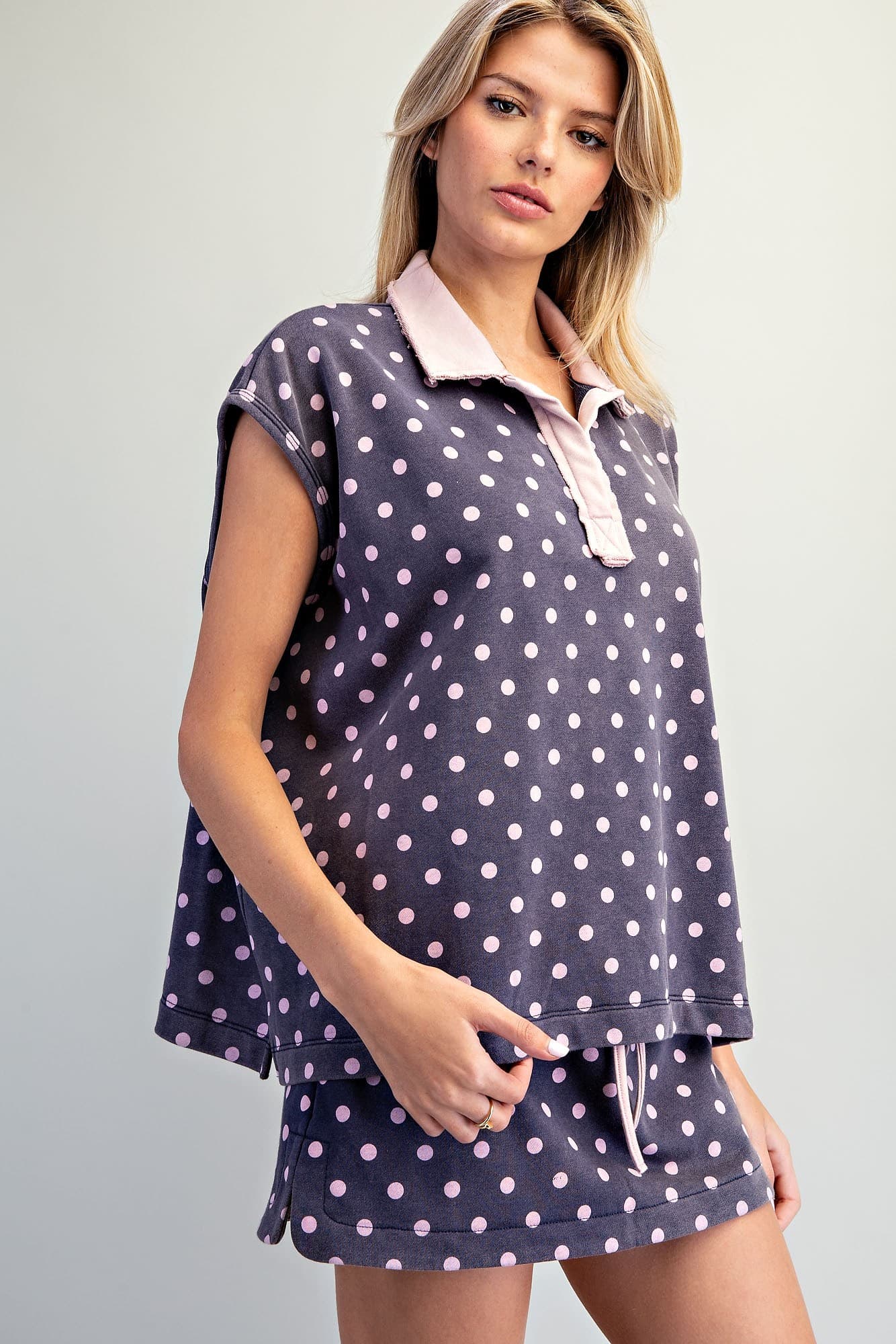TH17023 - NAVY