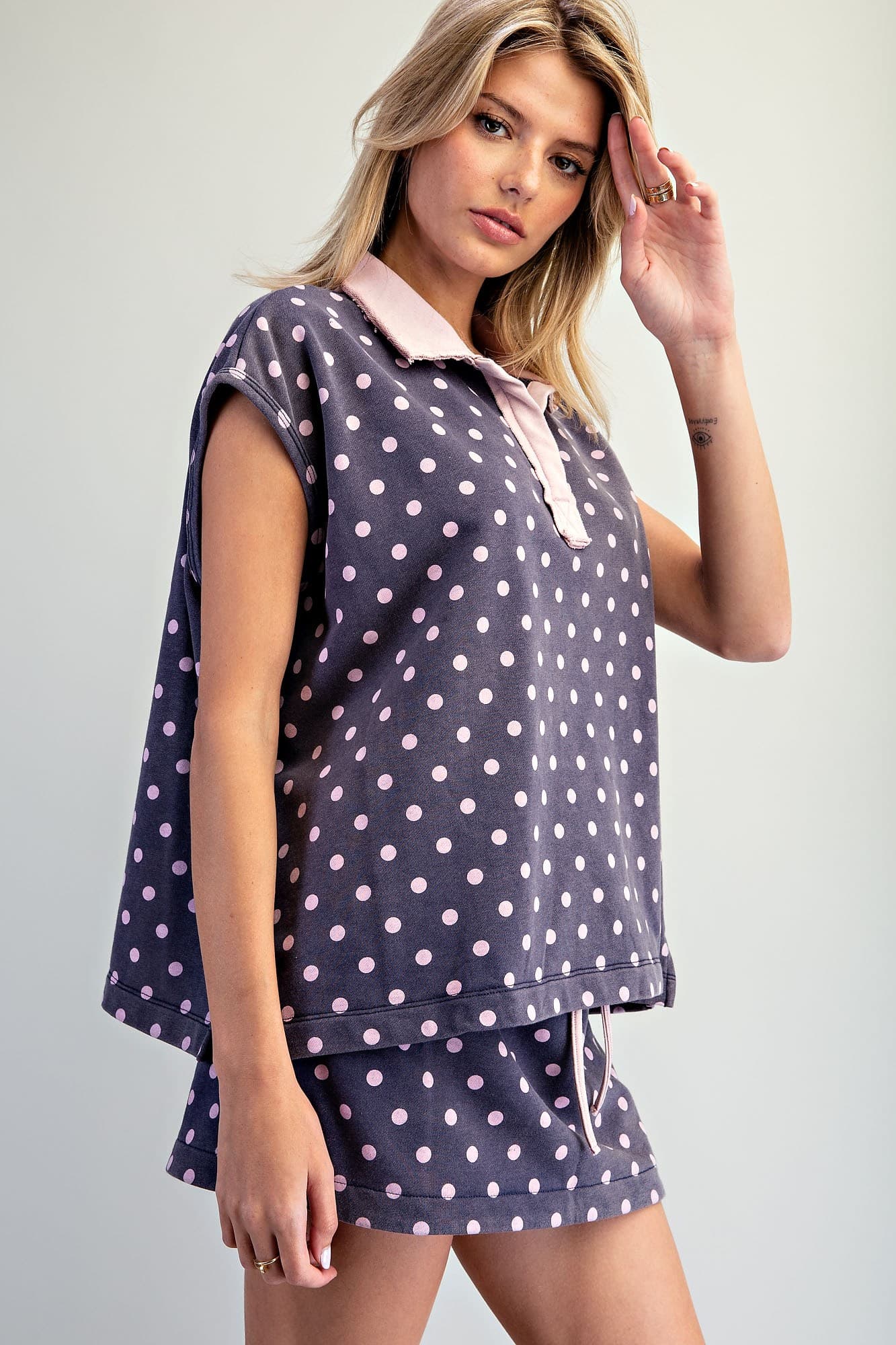 TH17023 - NAVY
