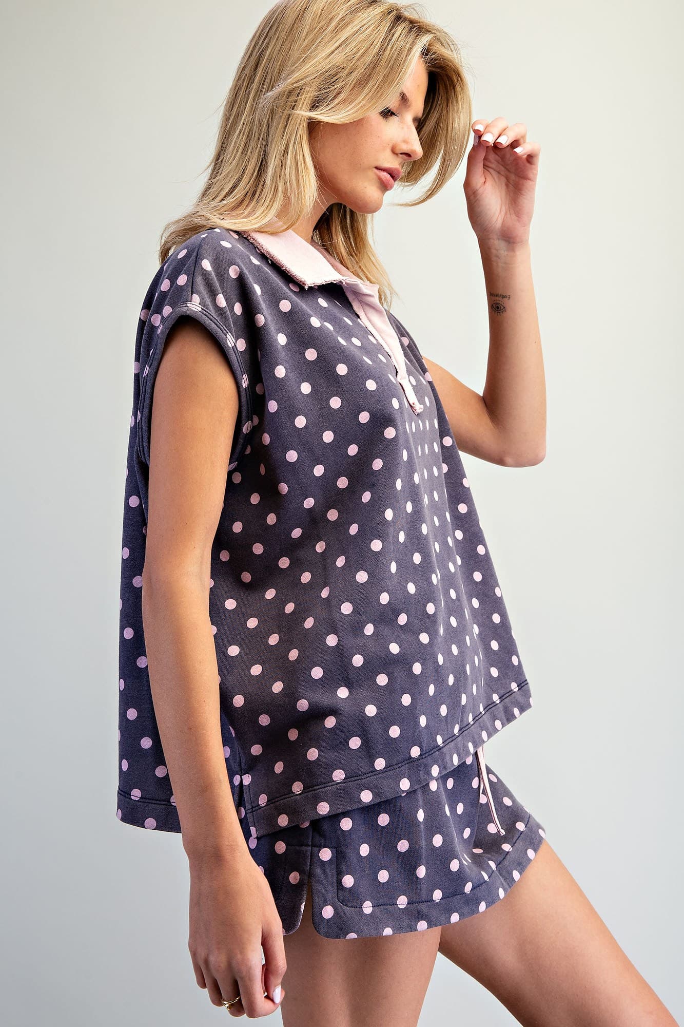 TH17023 - NAVY