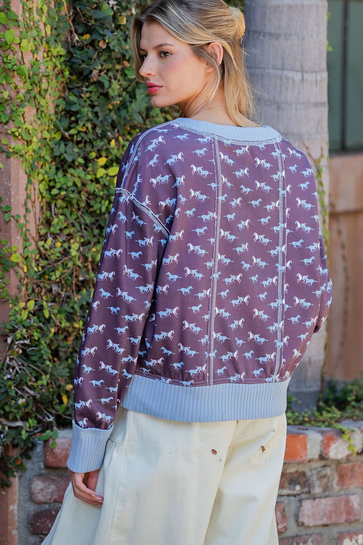 TH17180 - VINTAGE PLUM